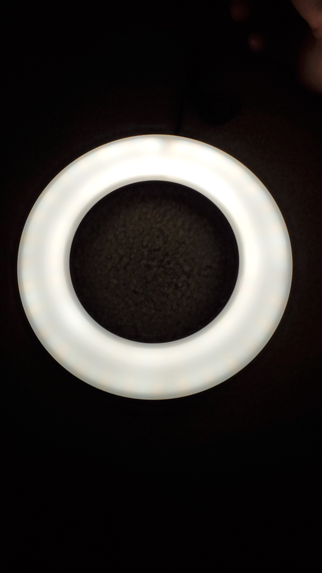 Video Conference Lighting Kit, Ring Light Clip on Laptop Monitor with 5 Dimmable Color & 5 Brightness Level for Webcam Lighting/Zoom Lighting/Remote Working/Self Broadcasting and Live Streaming, etc. customer photo 2