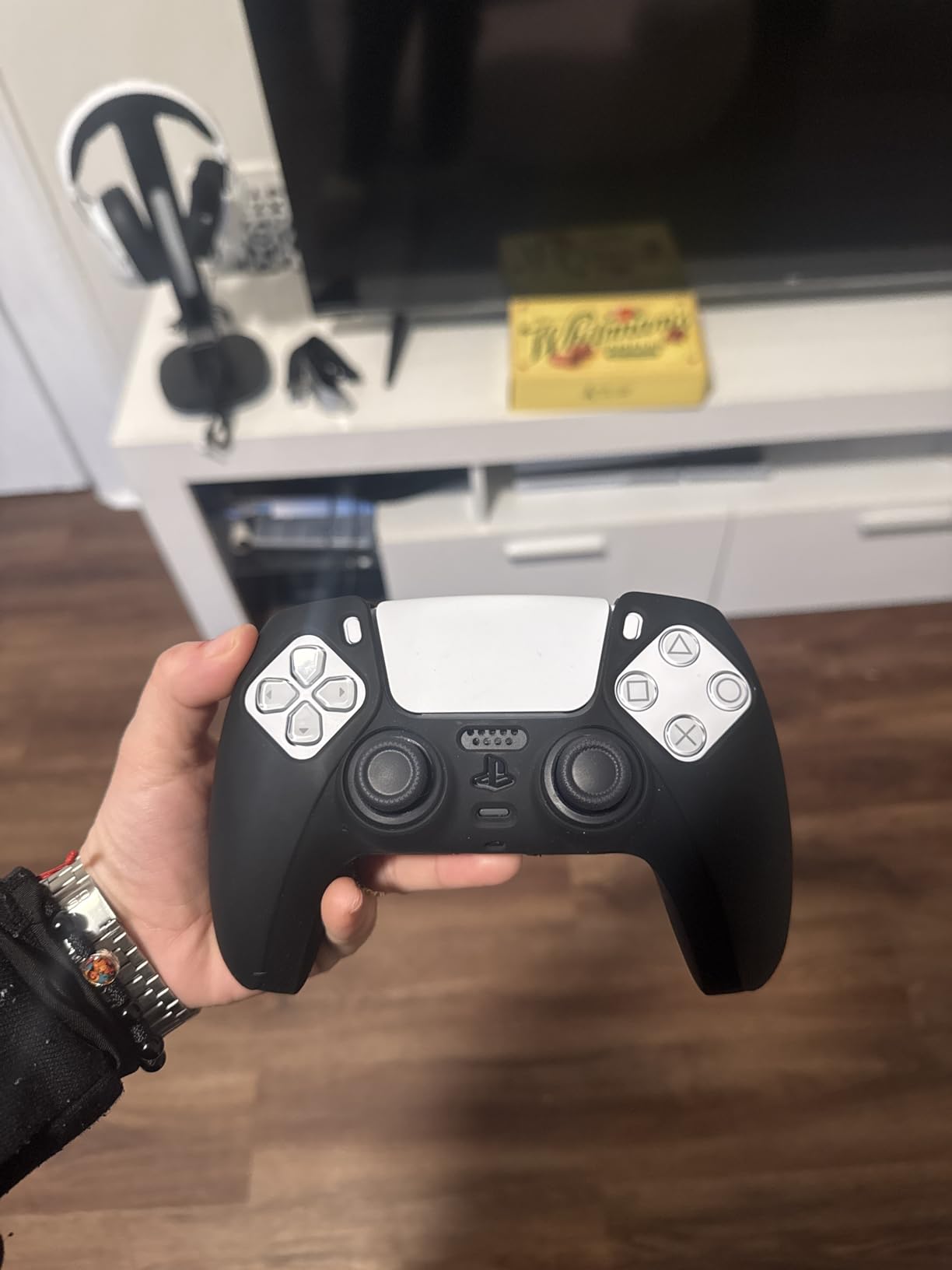 PlayVital Tri-Color Pink & Purple & Blue Camouflage Anti-Slip Silicone Cover Skin for ps5 Controller, Soft Rubber Case for PS5 Wireless Controller with Black Thumb Grip Caps customer photo 1