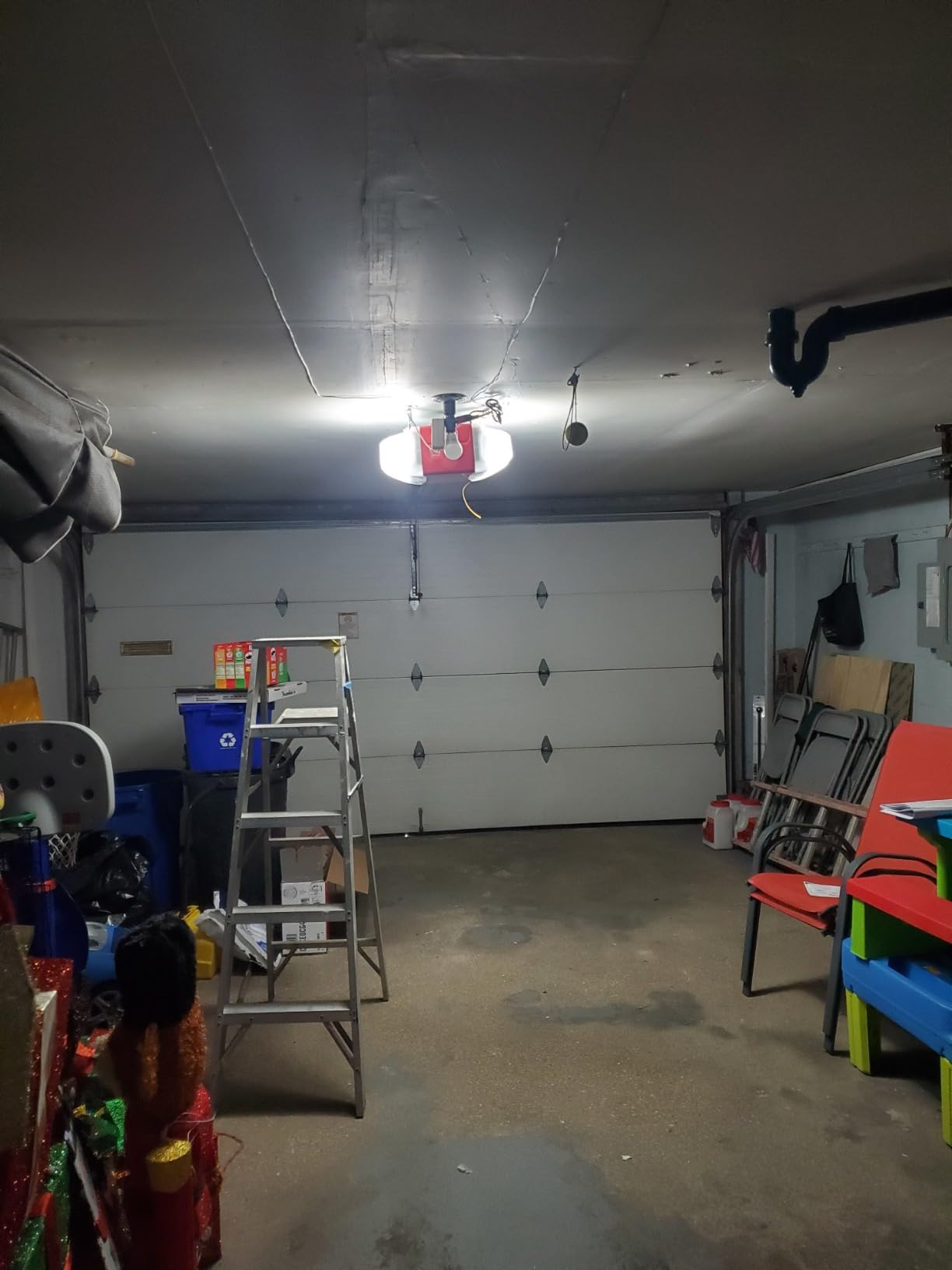 CRAFTSMAN 1/2 HP Smart Garage Door Opener - myQ Smartphone Controlled - Chain Drive, Wireless Keypad Included customer photo 1