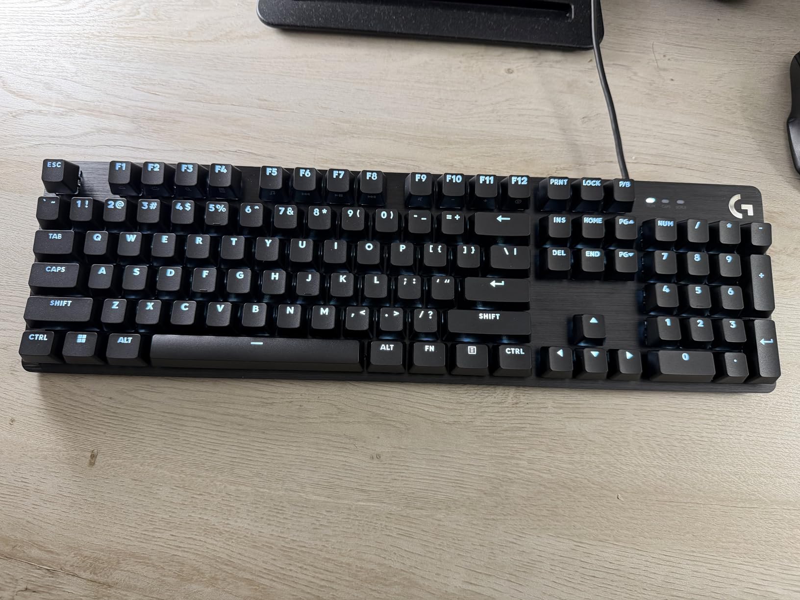 Logitech G413 TKL SE Mechanical Gaming Keyboard - Compact Backlit Keyboard with Tactile Mechanical Switches, Anti-Ghosting, Compatible with Windows, macOS - Black Aluminum customer photo 2