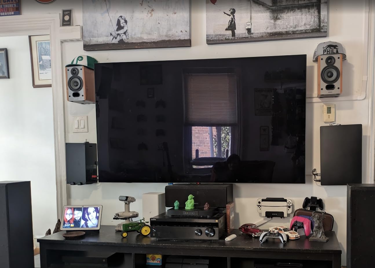 VIVO Steel Wall Mount Bracket Designed for Xbox Series X Gaming Console, Horizontal and Vertical Display, Open Design, Black, Mount-XSXU1 customer photo 1