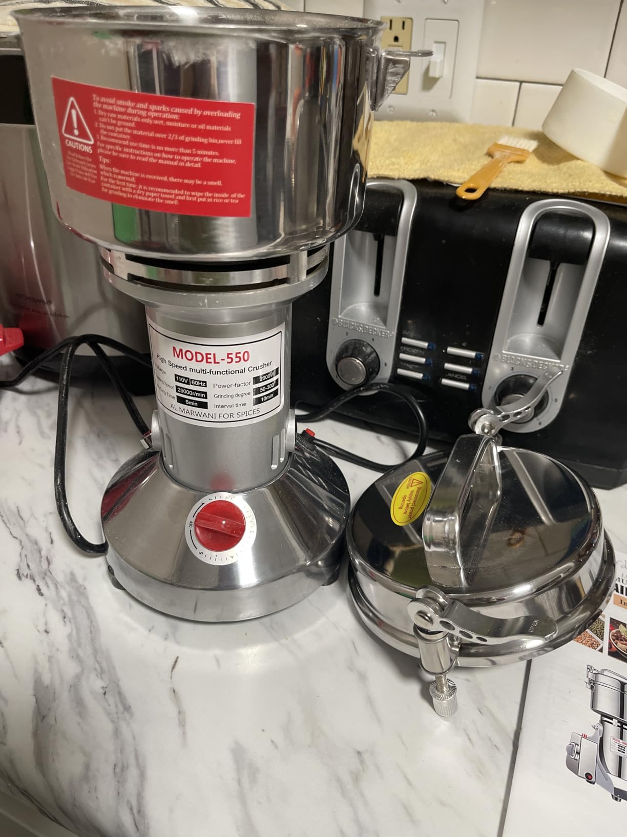 Grain Mill Grinder 750g High Speed Electric Stainless Steel Grinder Cereals Corn Flour Pulverizer Powder Machine for Dry Spice Herbs Grains Coffee Rice Pepper customer photo 2