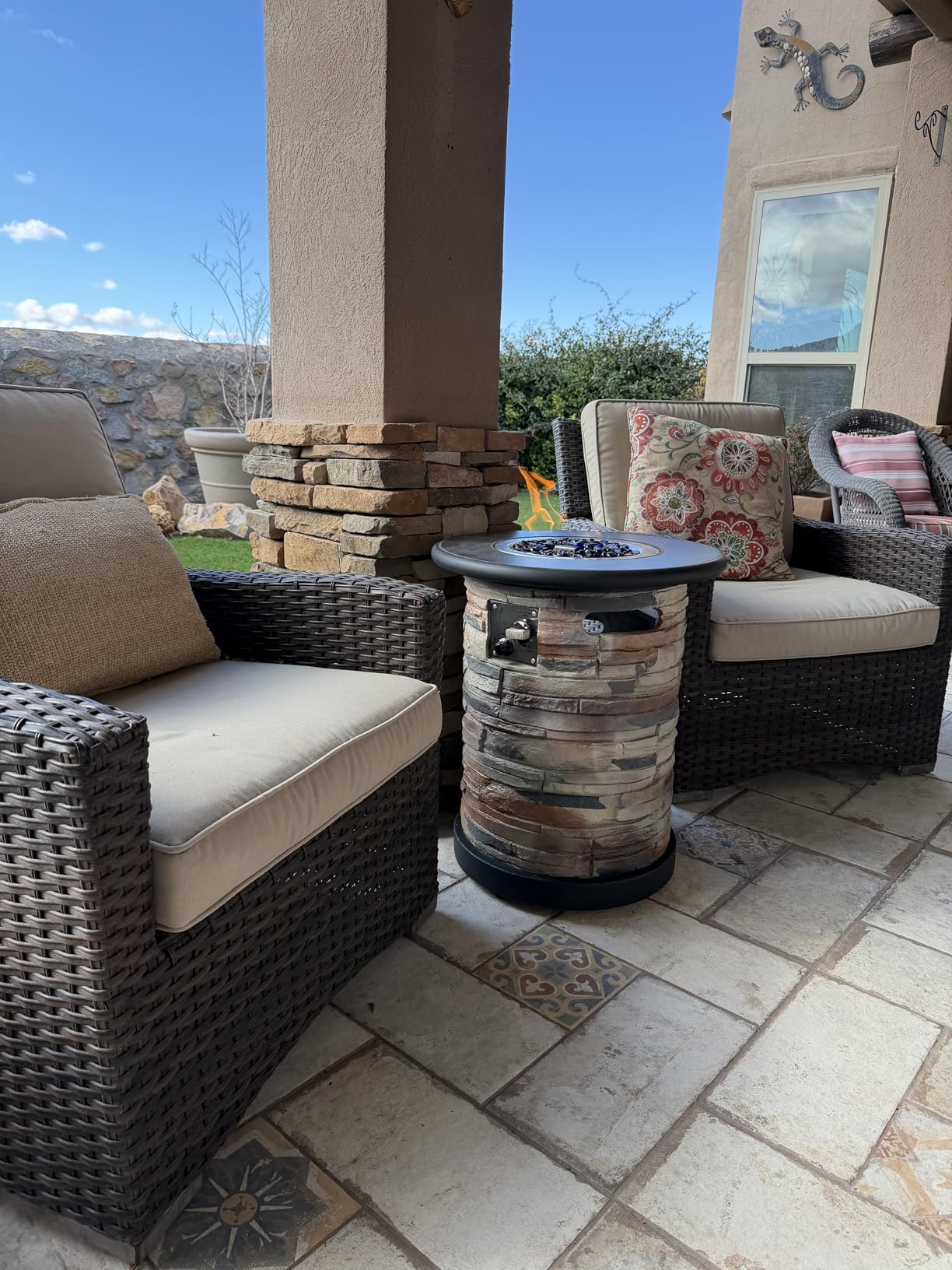 Outdoor Propane Fire Pit Table, Round Porcelain Tile Top 22