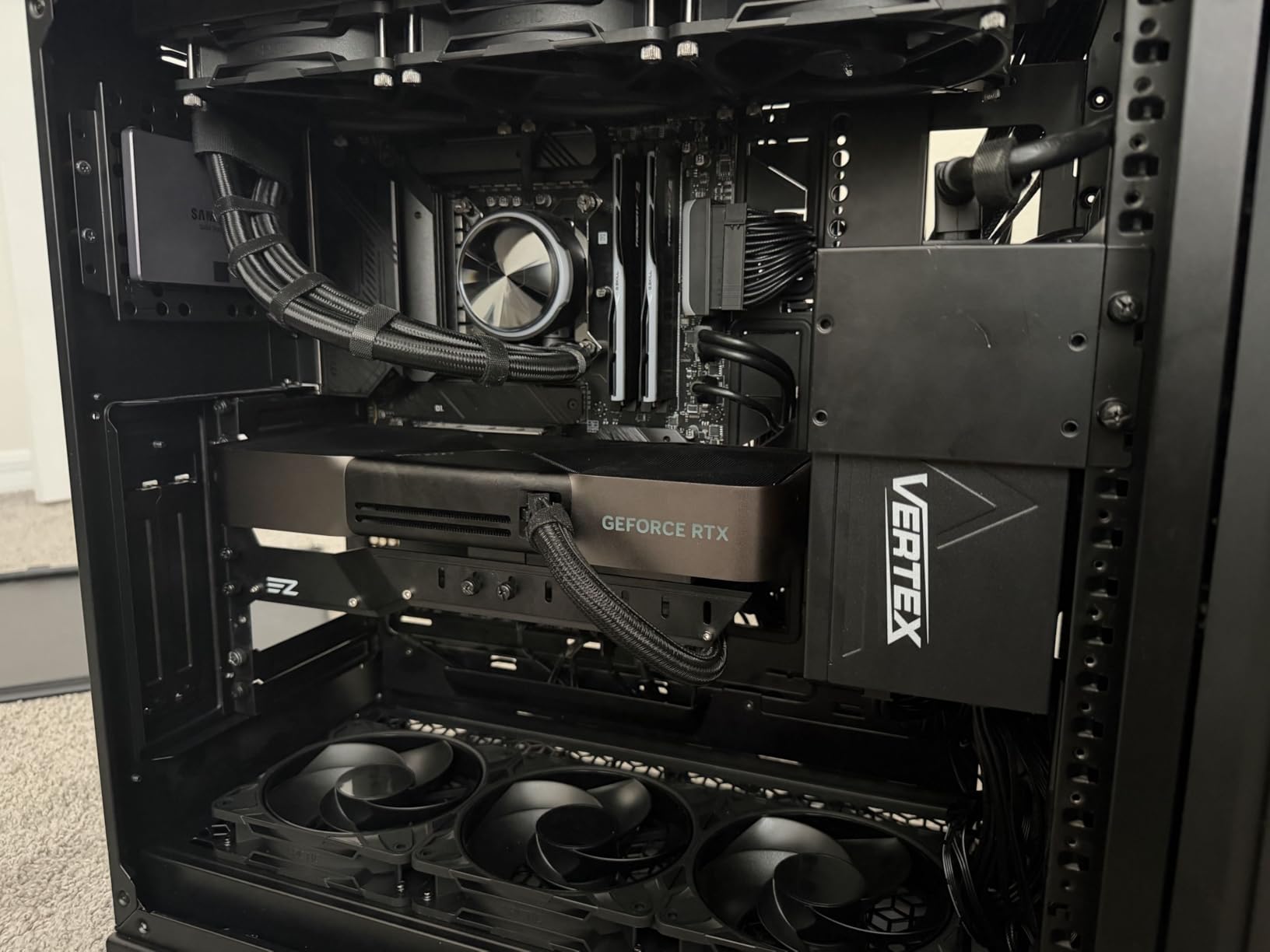 EZDIY-FAB GPU Holder Brace Graphics Card GPU Support Video Card Holder Bracket with 5V 3 Pin ARGB LED, Video Card Sag Holder/Holster Bracket Support RX6700,RTX3090- 309EZ-Black customer photo 2