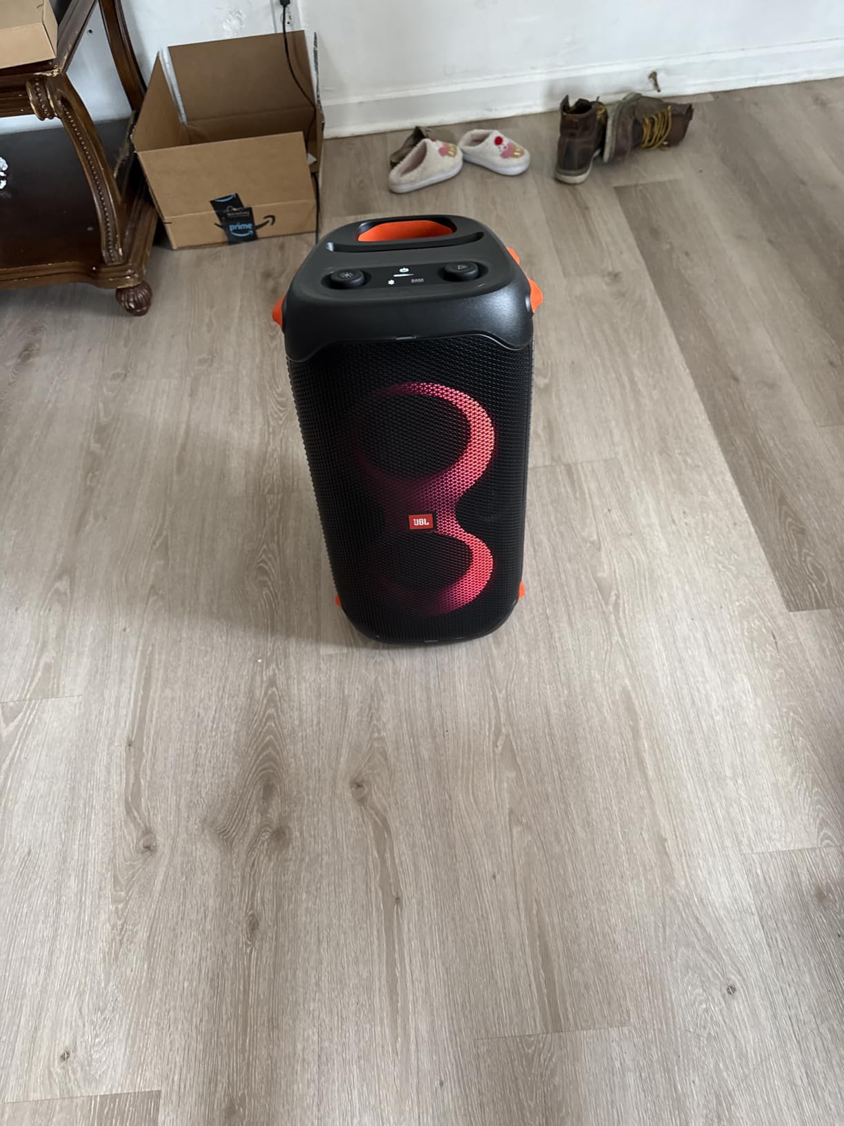 PartyBox 110 - Portable Party Speaker with Built-in Lights, Powerful Sound and deep bass, Black customer photo 2