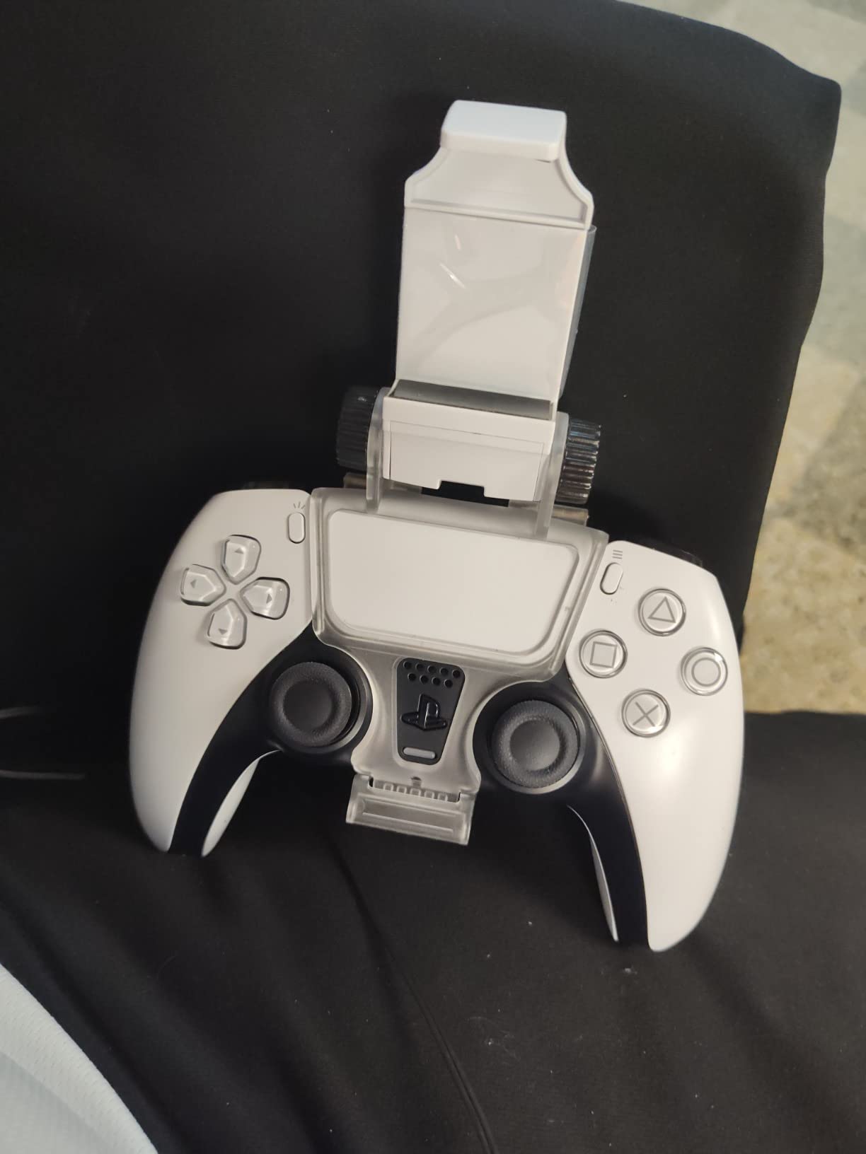ADZ PS5 Controller Phone Mount Holder Clamp Smart Clip for PS5 Dualsense Controller Perfect for PS Remote Play customer photo 1