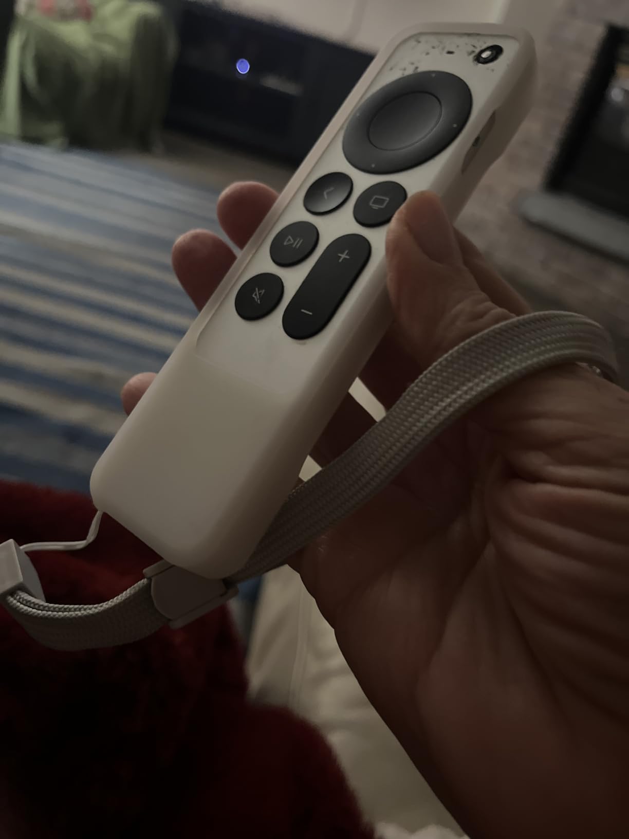 elago R1 Case Compatible with Apple TV 4K Siri Remote 3rd (2022) & 2nd Gen - Magnet Technology, Lanyard Included, Great Grip, Heavy Shock Absorption, Drop Protection, Full Access to All Functions customer photo 1