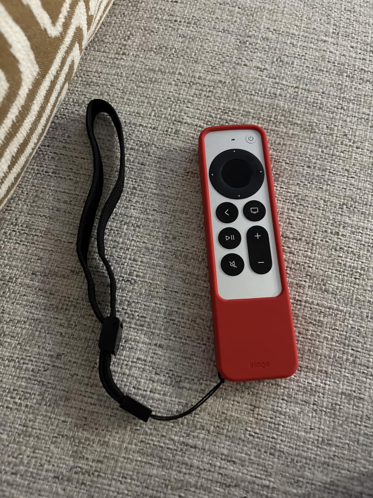 elago R1 Case Compatible with Apple TV 4K Siri Remote 3rd (2022) & 2nd Gen - Magnet Technology, Lanyard Included, Great Grip, Heavy Shock Absorption, Drop Protection, Full Access to All Functions customer photo 2