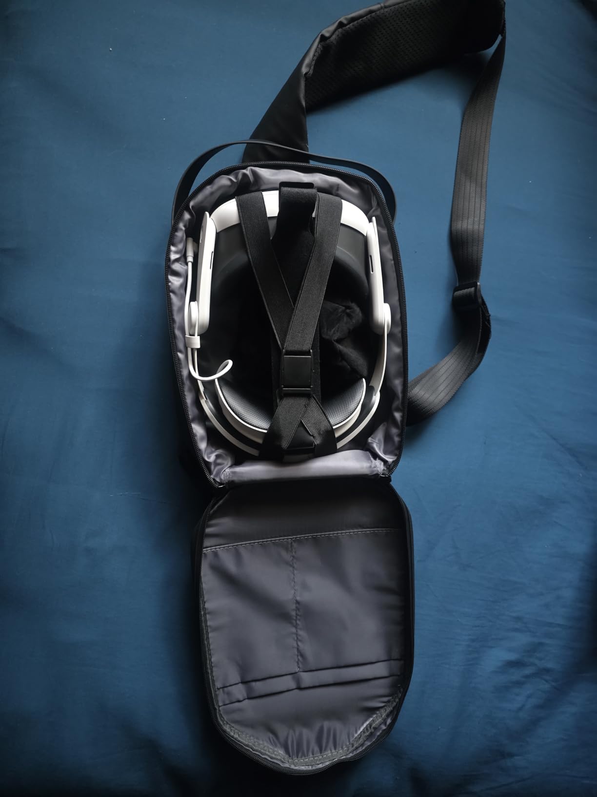 annapro Carrying Case for Meta Quest 3/Quest 3S/Quest 2/Apple Vision Pro 2, Fashion Crossbody VR Bag Compatible with Kiwi Design/BOBOVR Elite Battery Strap Accessories, Shoulder Travel Bag customer photo 1