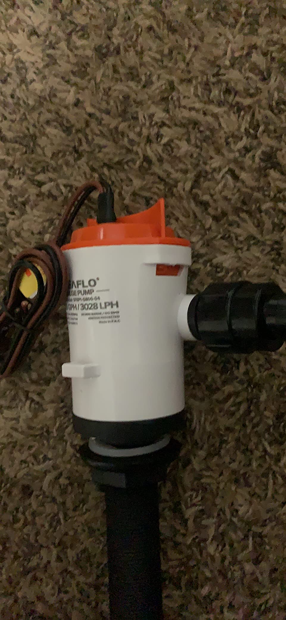 SEAFLO 04 Series 800 GPH Baitwell/Livewell Aerator Pump with Straight Intake, 12V DC, Saltwater/Freshwater, Replaceable Cartridge Motor, 3/4