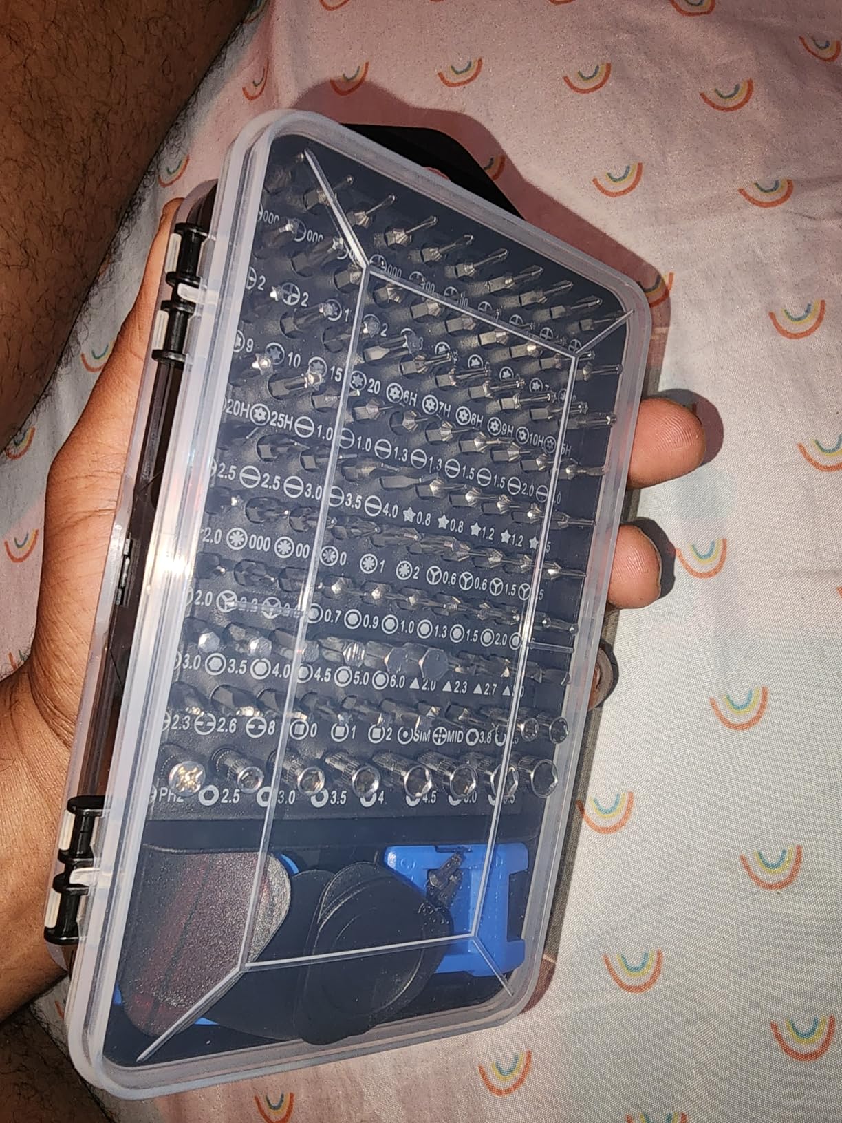 STREBITO Precision Magnetic Screwdriver Set 124-Piece Electronics Tool Kit with 101 Bits, for Computer, Laptop, Cell Phone, PC, MacBook, iPhone, PS4, PS5, Xbox Repair customer photo 2