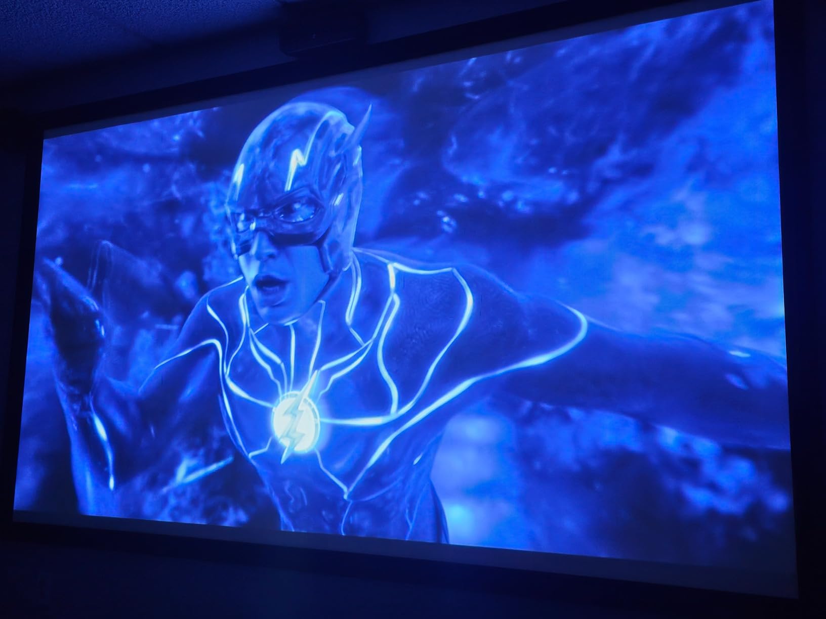 ViewSonic PX748-4K UHD 4K Projector with 4000 Lumens, 240 Hz, 4.2ms, HDR Support, Auto Keystone, Dual HDMI, and USB C for Home Theater, Stream Netflix with Dongle customer photo 1