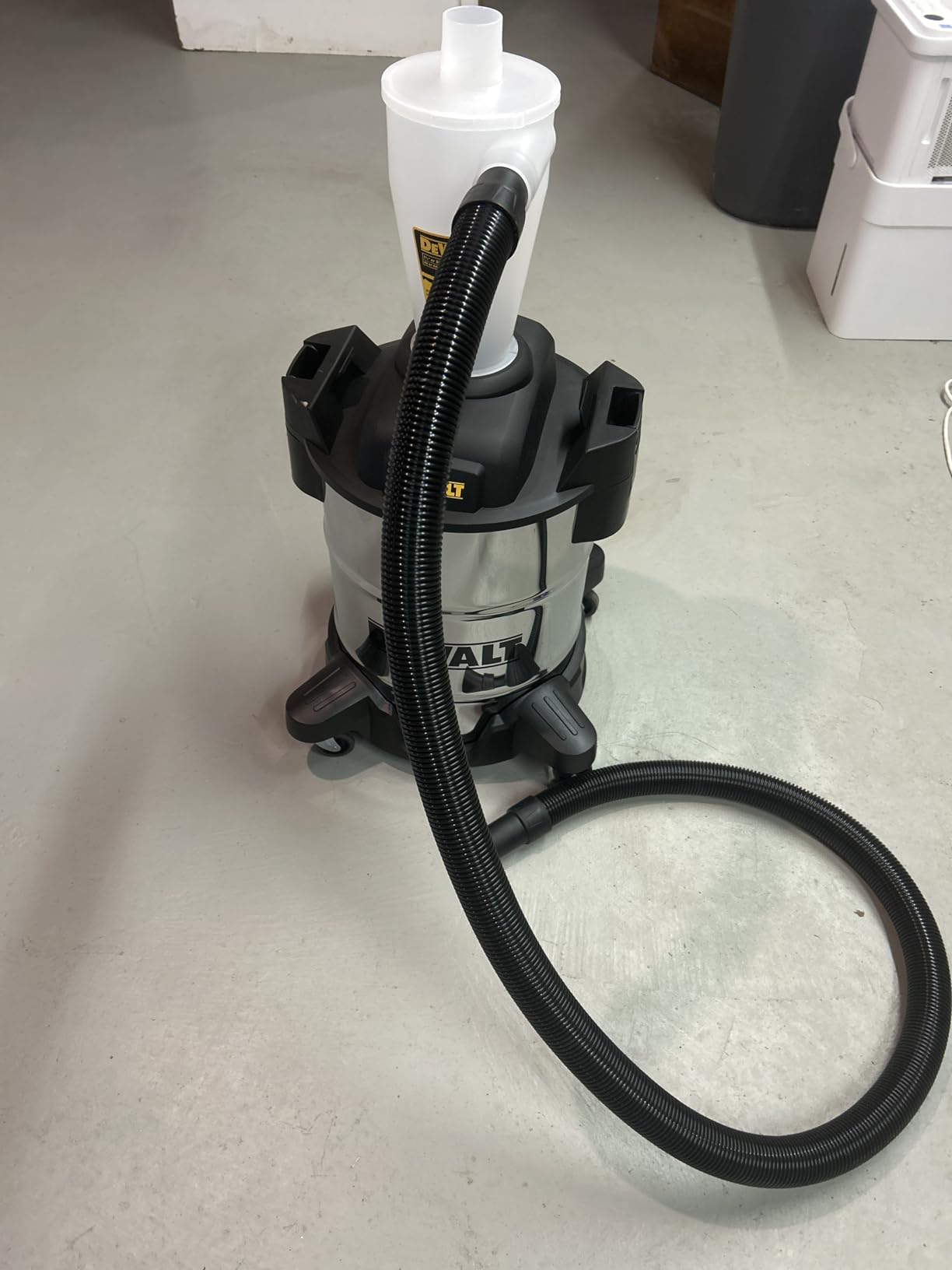 DEWALT Dust Separator with 10 Gallon Stainless Steel Tank, 99.5% Efficiency Cyclone Dust Collector (DXVCS003) customer photo 2