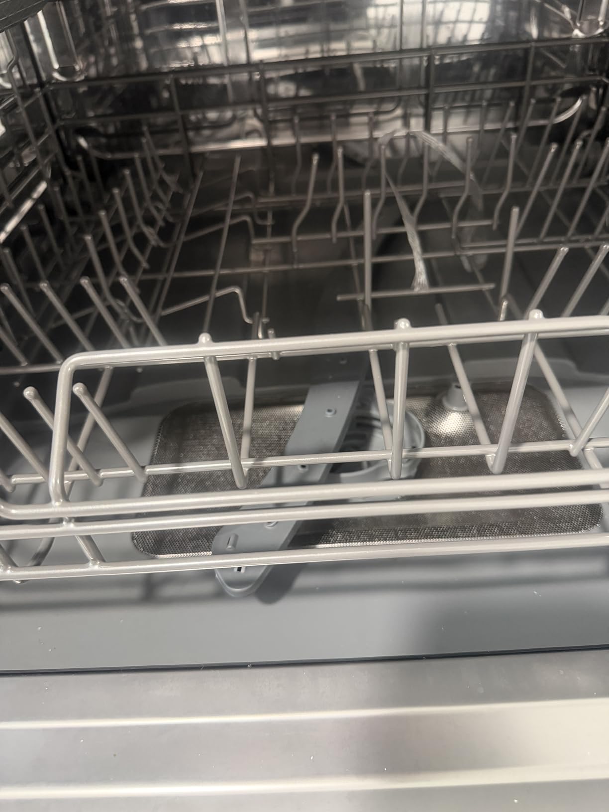 COMFEE' Portable Mini Dishwasher, Energy Star, Countertop, 6 Place Settings, with 8 Washing Programs, Speed, Baby-Care, ECO & Glass, Dish Washer for Dorm, RV & Apartment, White customer photo 2