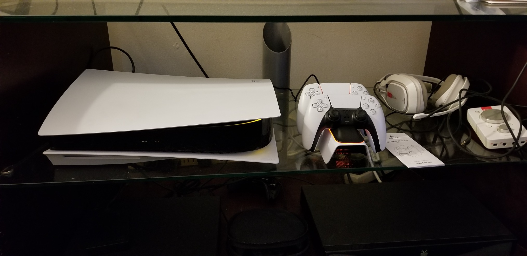 NexiGo Enhanced PS5 Controller Charger with Thumb Grip Kit, Fast Charging AC Adapter, DualSense Charging Station Dock for Dual PlayStation 5 Controllers with LED Indicator, Black customer photo 2