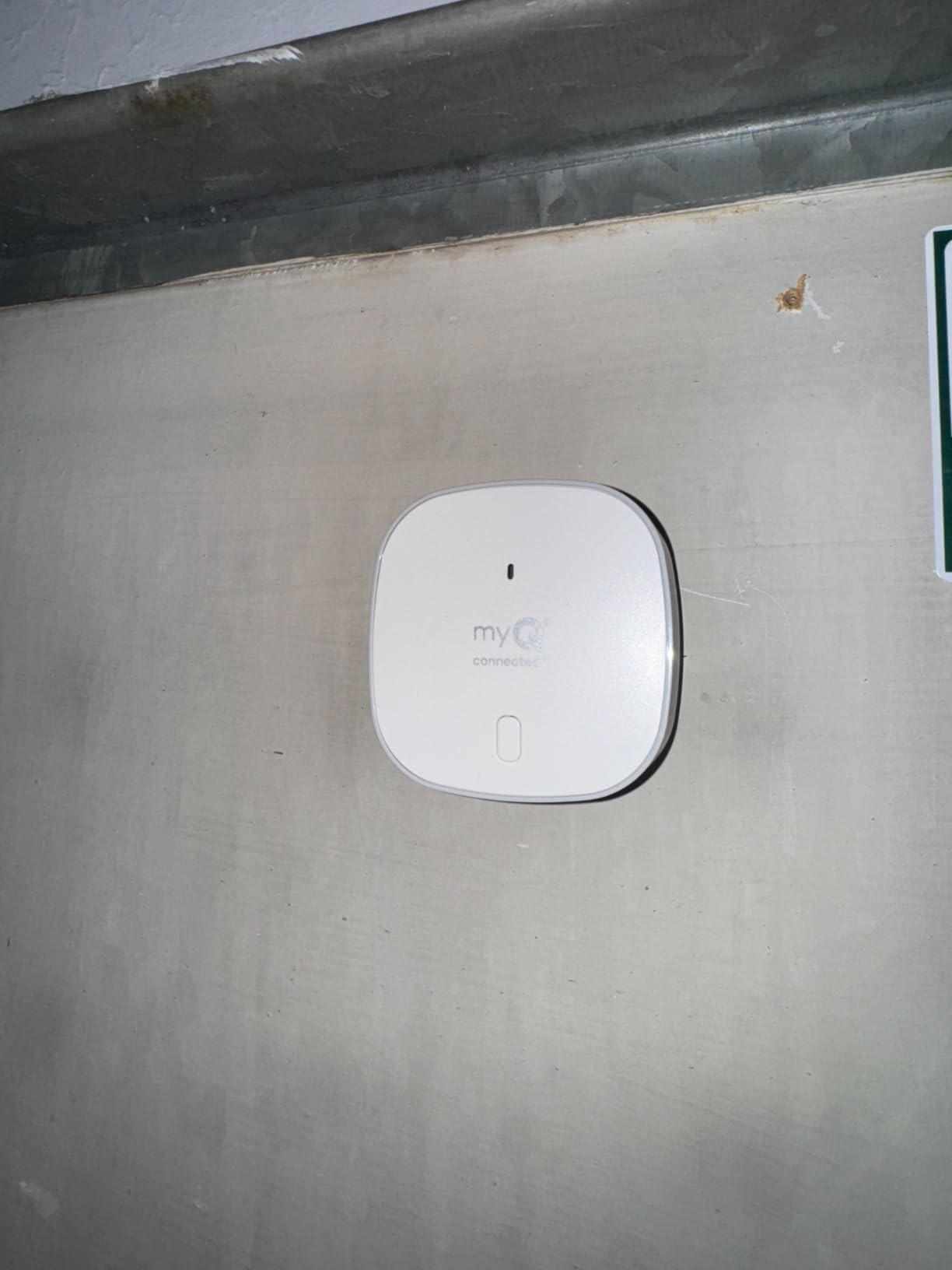 CHAMBERLAIN myQ Smart Garage HD Camera & Smart Garage Hub Bundle- Wi-Fi & Bluetooth- Smartphone Controlled - Two Way Talk - Works with Key by Amazon in-Garage Delivery, White customer photo 1