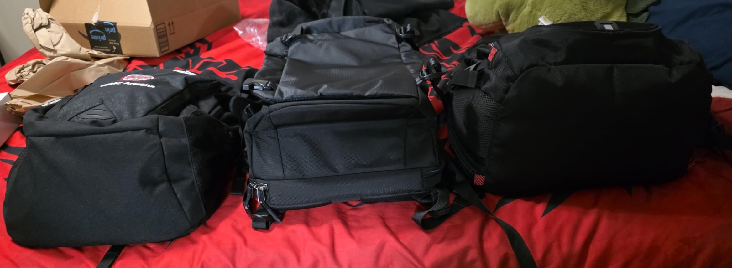 tomtoc Travel Backpack 40L, TSA Friendly Flight Approved Carry-on Luggage Hand Water-resistant Lightweight Business Rucksack, Durable Large Weekender Bag Daypack Fits 17.3 Inch Laptop, PFAS Free customer photo 1