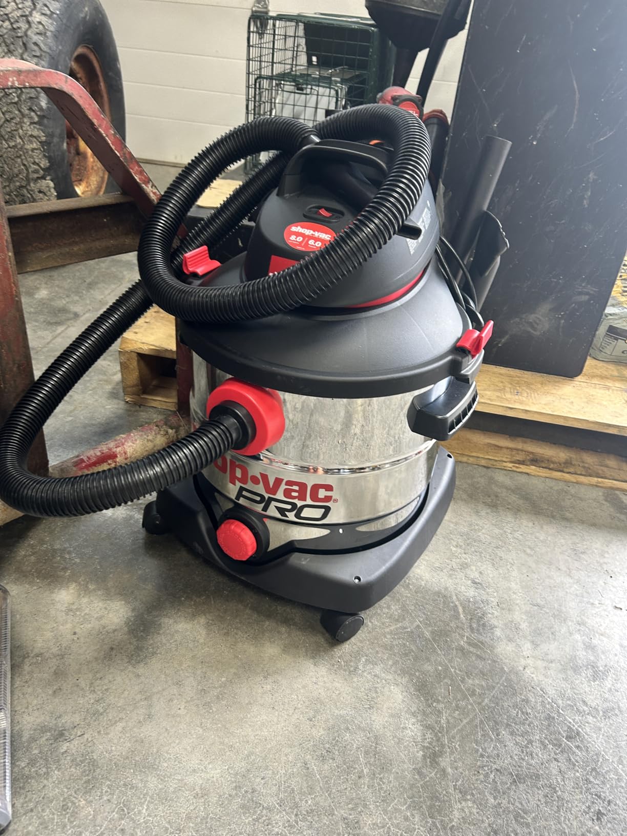 Shop-Vac 12 Gallon 6.0 Peak HP Wet/Dry Vacuum, Stainless Steel Tank, 3 in 1 Function Portable Shop Vacuum with Attachments, Drain Port, Ideal for Jobsite, Garage & Workshop. 5926211 customer photo 1