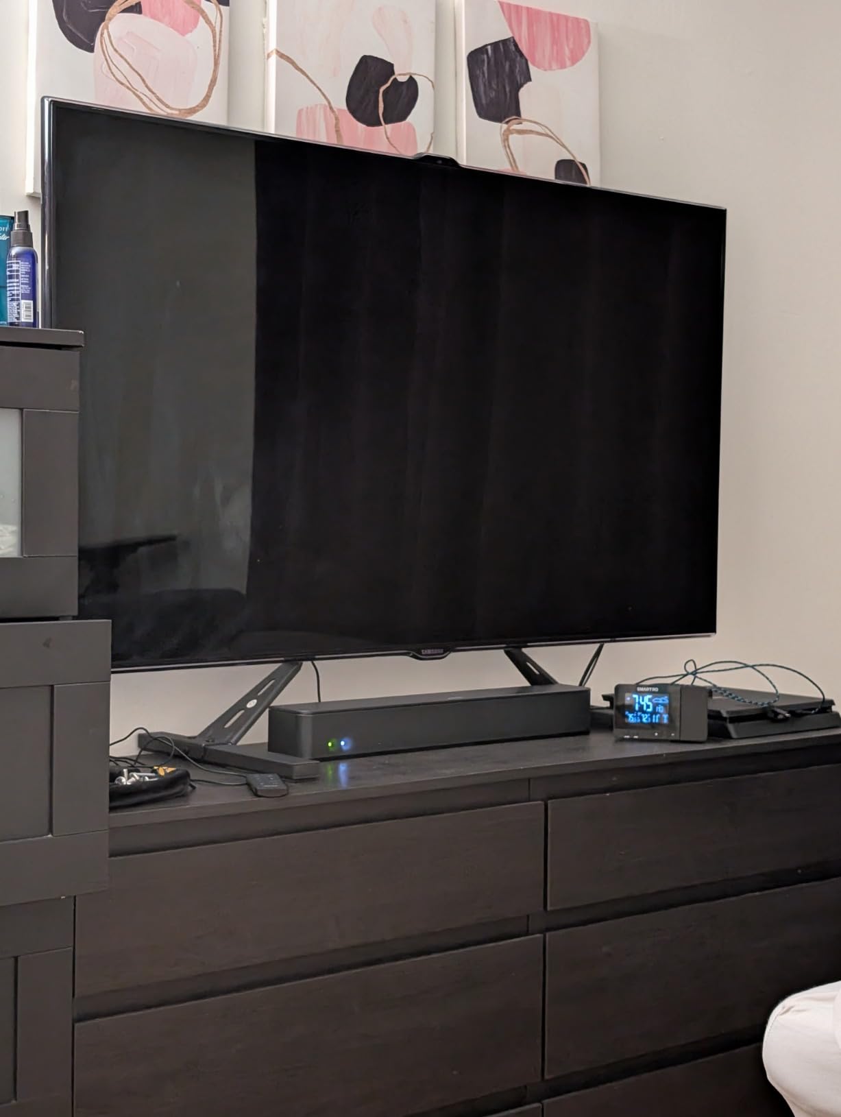 Bose Solo Series II 3-Inch Soundbar with Two Angled Full-Range Drivers, Built-In Dolby, and Front LED Lights (Black) (Renewed) customer photo 1