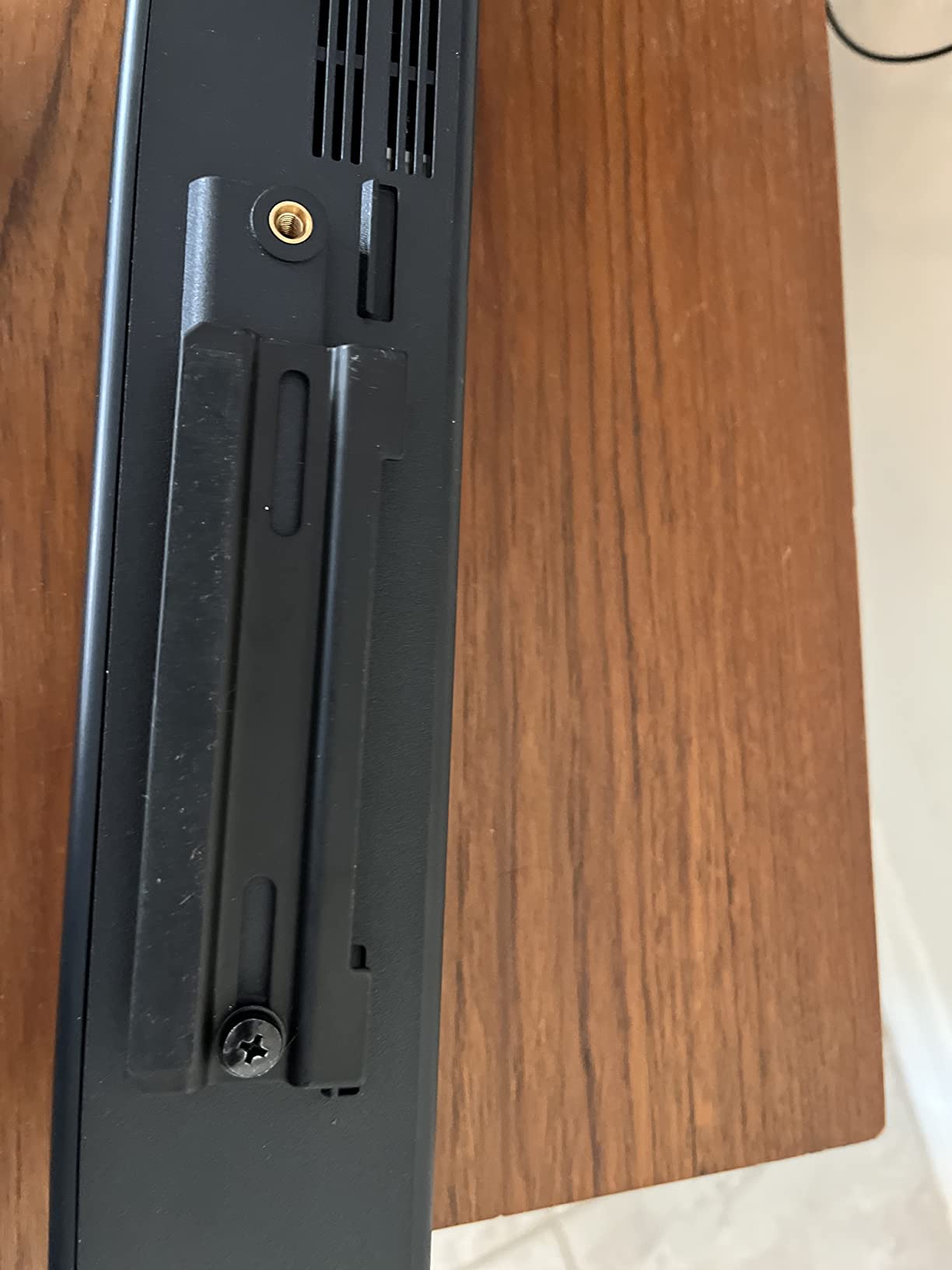 Bose Solo Series II 3-Inch Soundbar with Two Angled Full-Range Drivers, Built-In Dolby, and Front LED Lights (Black) (Renewed) customer photo 2