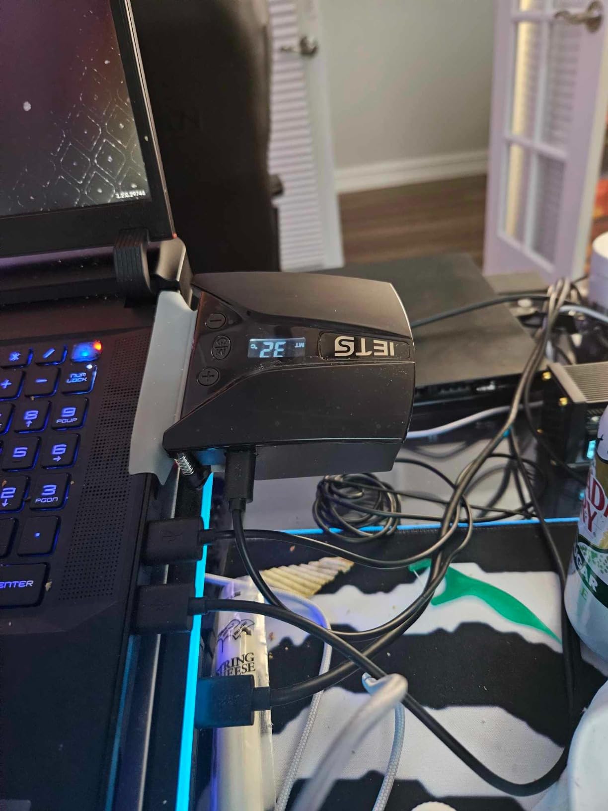 GT202UB vacuum laptop fan cooler With temperature display, intelligent temperature measurement cooling, 13 wind speed (2600-5000RPM turbo fan),Perfect for Rapid Cooling of gaming laptop customer photo 1