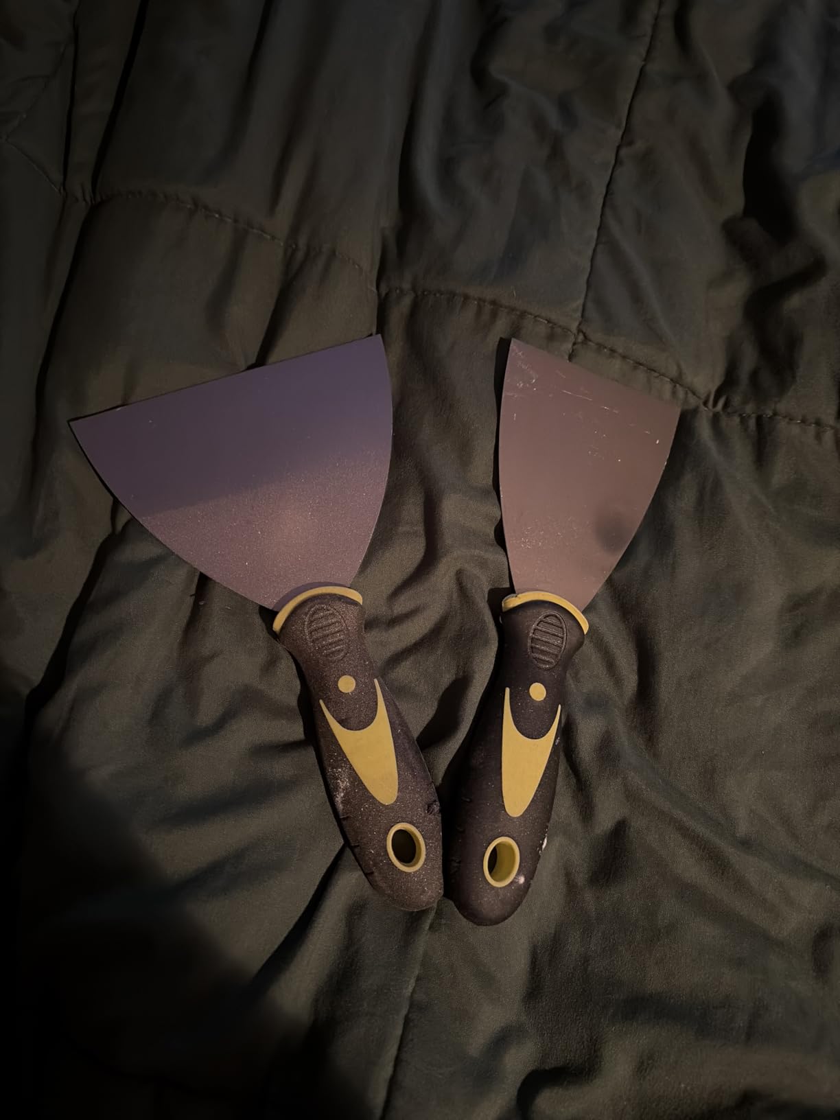 Putty Knife, 4Pcs Spackle Knife Set (2, 3, 4, 5 in), Stainless Steel Paint Scraper, Taping Knife Tool for Repairing Drywall, Removing Wallpaper, Applying Putty, Plaster, Cement, Adhesive customer photo 2