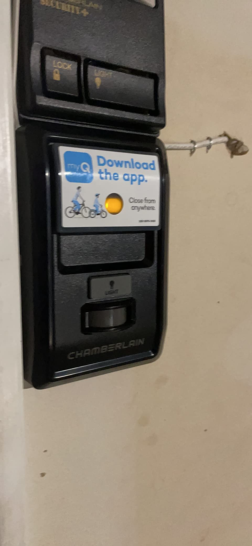 Chamberlain B4643T Smart Built in Camera-myQ Smartphone Controlled-Ultra Quiet, Strong Belt Drive customer photo 1