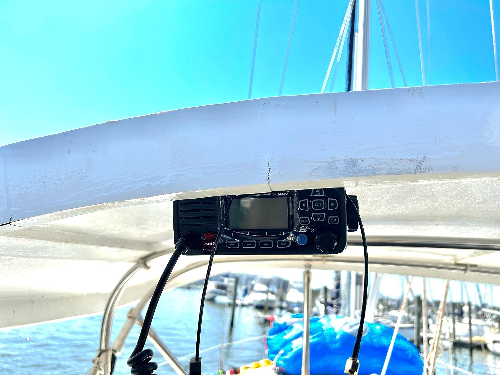 Icom IC-M330G Ultra Compact VHF Marine Transceiver with GPS - Black customer photo 1