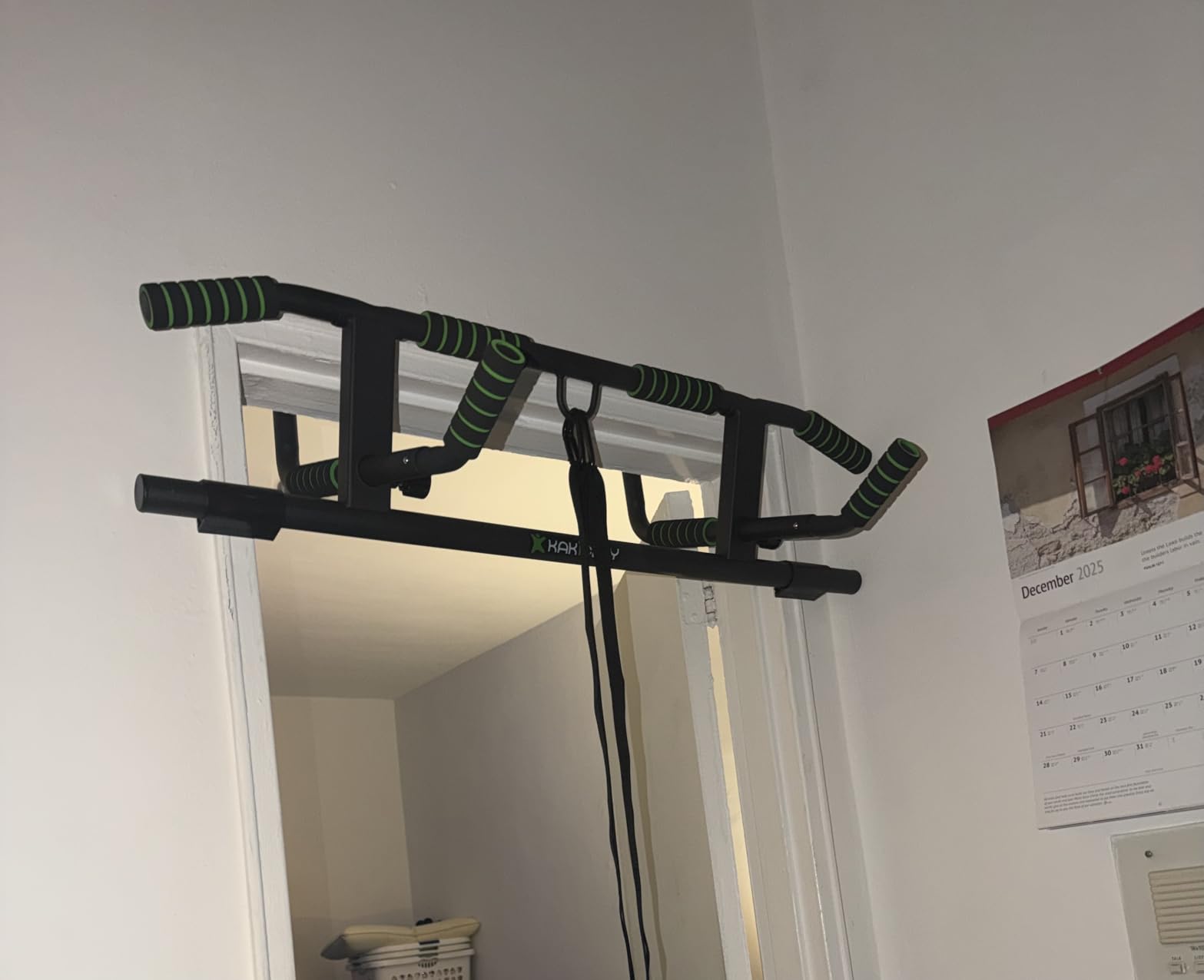 2026 Upgrade Multi-Grip Pull Up Bar with Smart Larger Hooks Technology - USA Original Patent, Designed, Shipped, Warranty customer photo 1