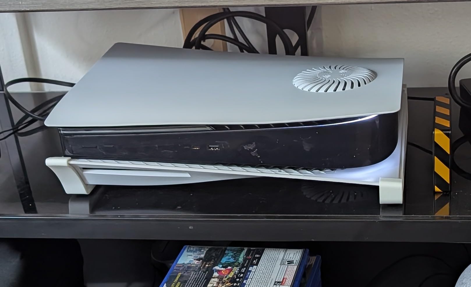 Cover Plates with Cooling Vent for PS5 Disc Edition Console, Accessories for PlayStation 5 Face Plates Side Panels Shell Replacement Protective Faceplates (Wood Grain) customer photo 1