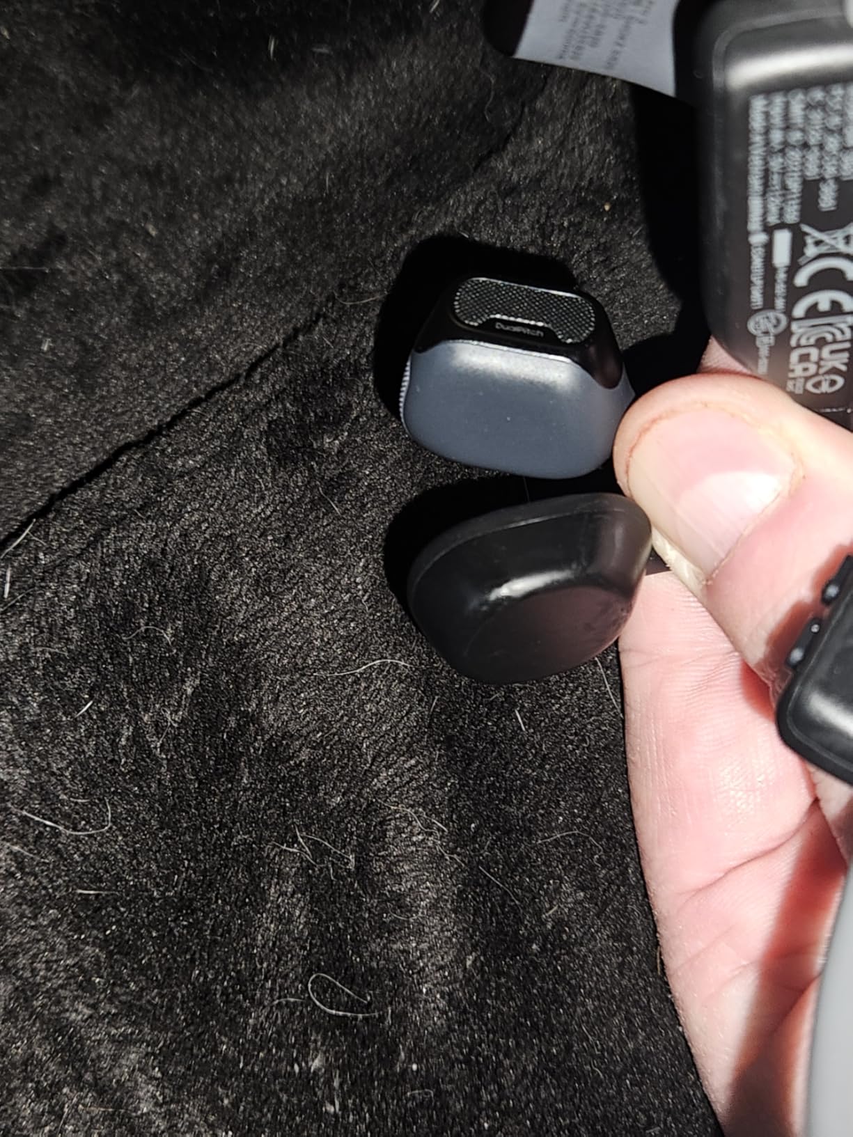 SHOKZ OpenMove - Open-Ear Bluetooth Sport Headphones, Bone Conduction Wireless Earphones, Sweatproof for Running and Workouts, with Sticker Pack, Grey customer photo 2