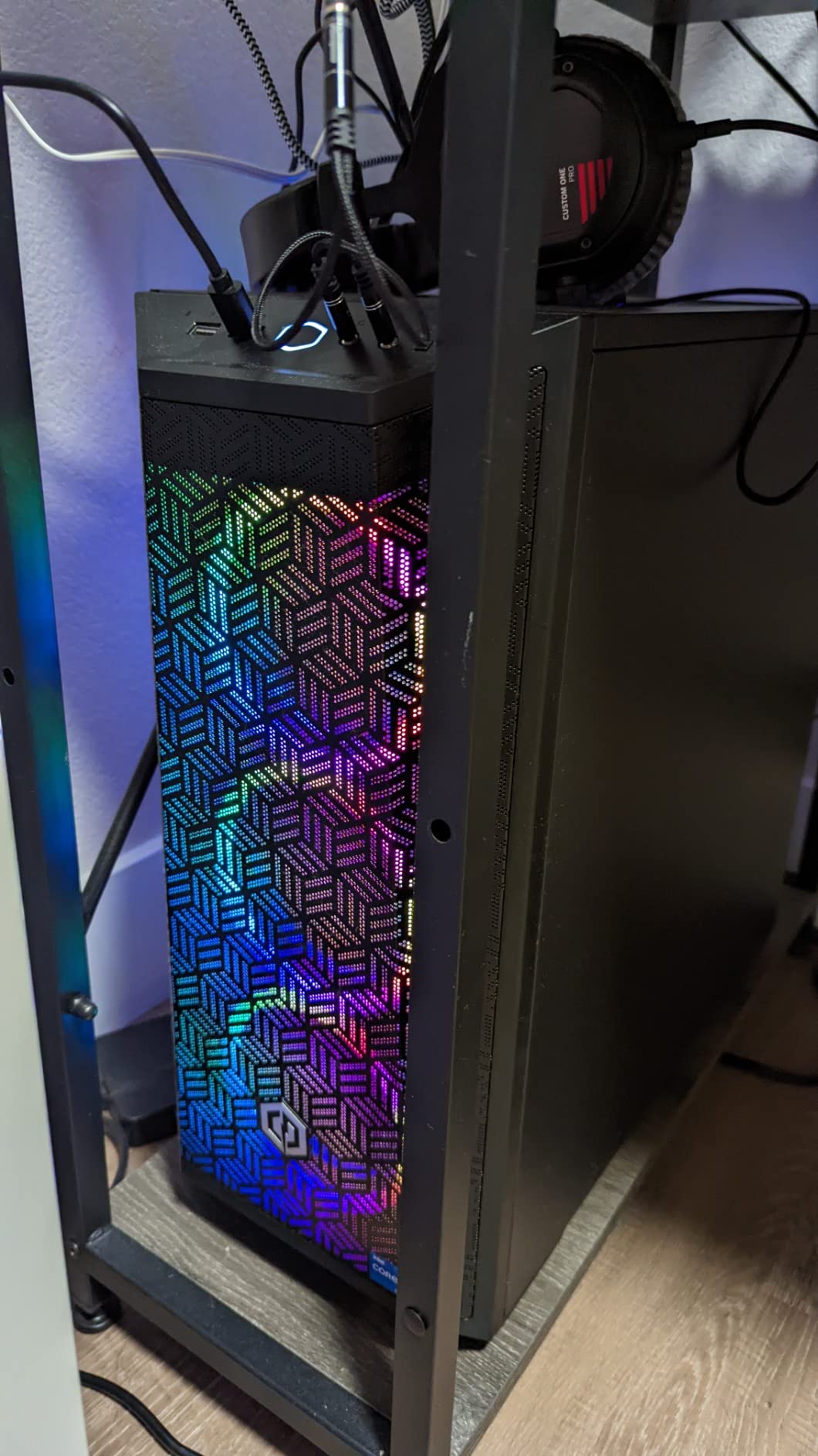 CYBERPOWERPC Gamer Xtreme VR Gaming PC, Intel Core i5-11400F 2.6GHz, 8GB DDR4, GeForce RTX 2060 6GB, 500GB NVMe SSD, WiFi Ready and Win 11 Home (GXiVR8060A11) customer photo 1