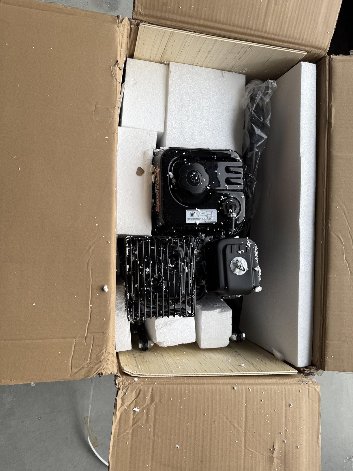 BILT HARD Plate Compactor Rammer, 6.5HP 196cc Gas Engine 5500 VPM 2500 lbs Compaction Force, 21 x 14.5 inch Plate, Ground Compactors for Paving Landscaping Sidewalk Patio, EPA Compliant customer photo 2