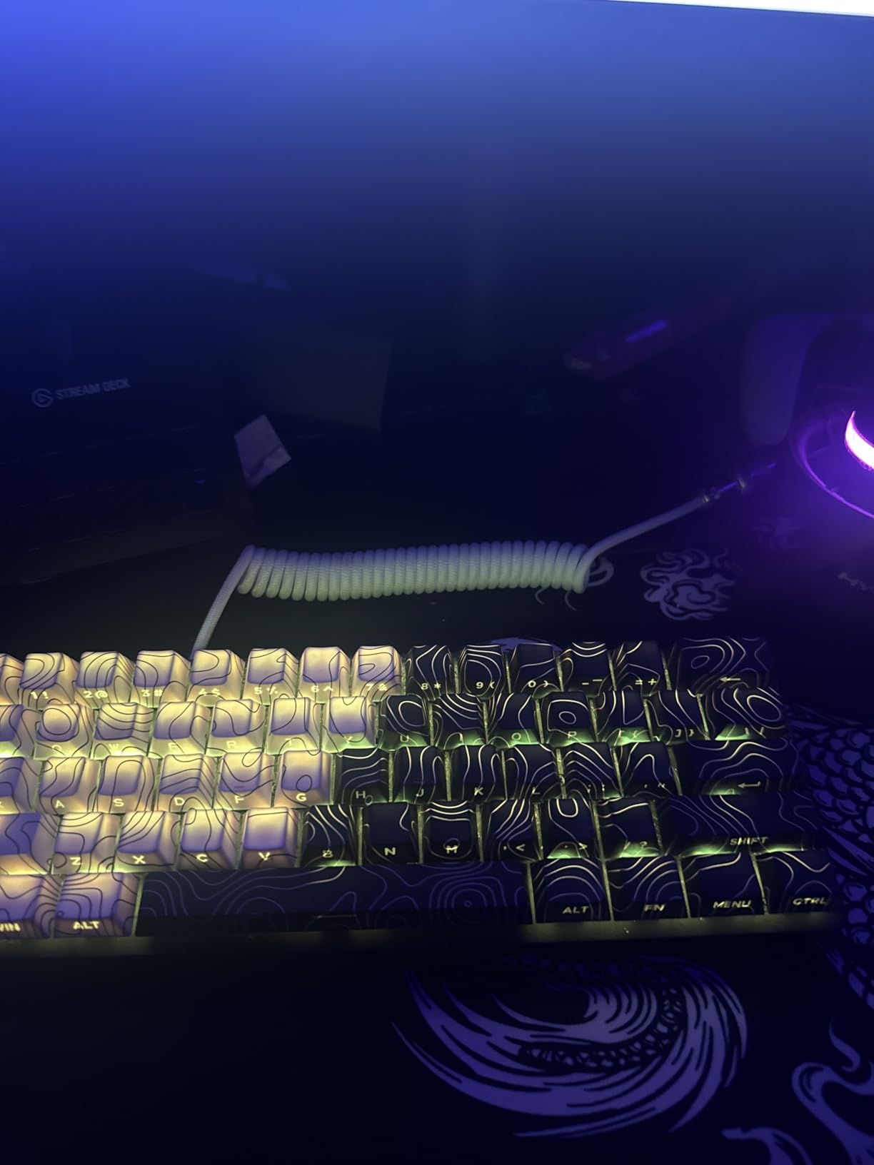 GUNMJO Pro Custom Coiled USB C Cable for Gaming Keyboard, Double-Sleeved Mechanical Keyboard Cable with Detachable Metal Aviator, 1.5M USB-C to USB-A, White Color customer photo 1