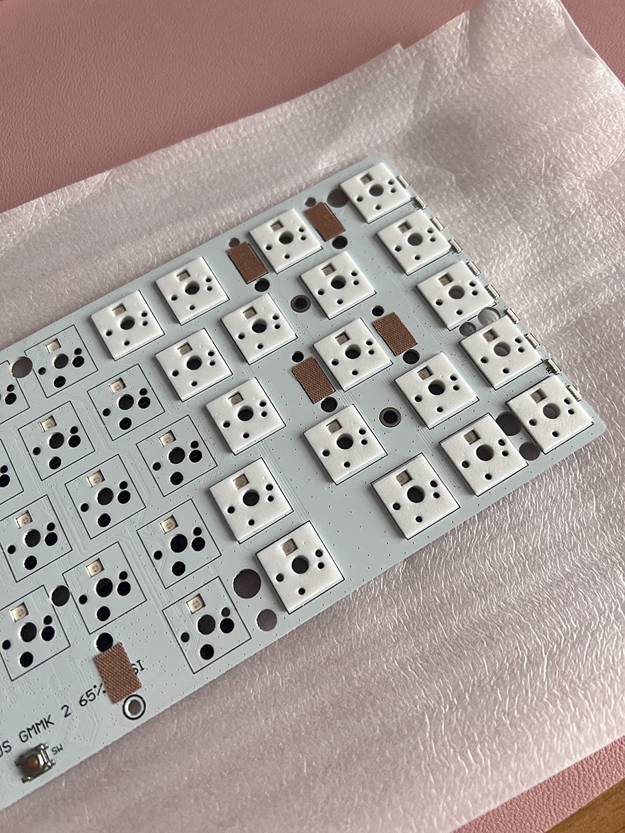 YIMAGUJRX RUNJRX Keyboard Poron Switch Pads 0.5mm Thick for 61/64/87/100/104/108 Hot Swap 120Pcs,Black customer photo 2