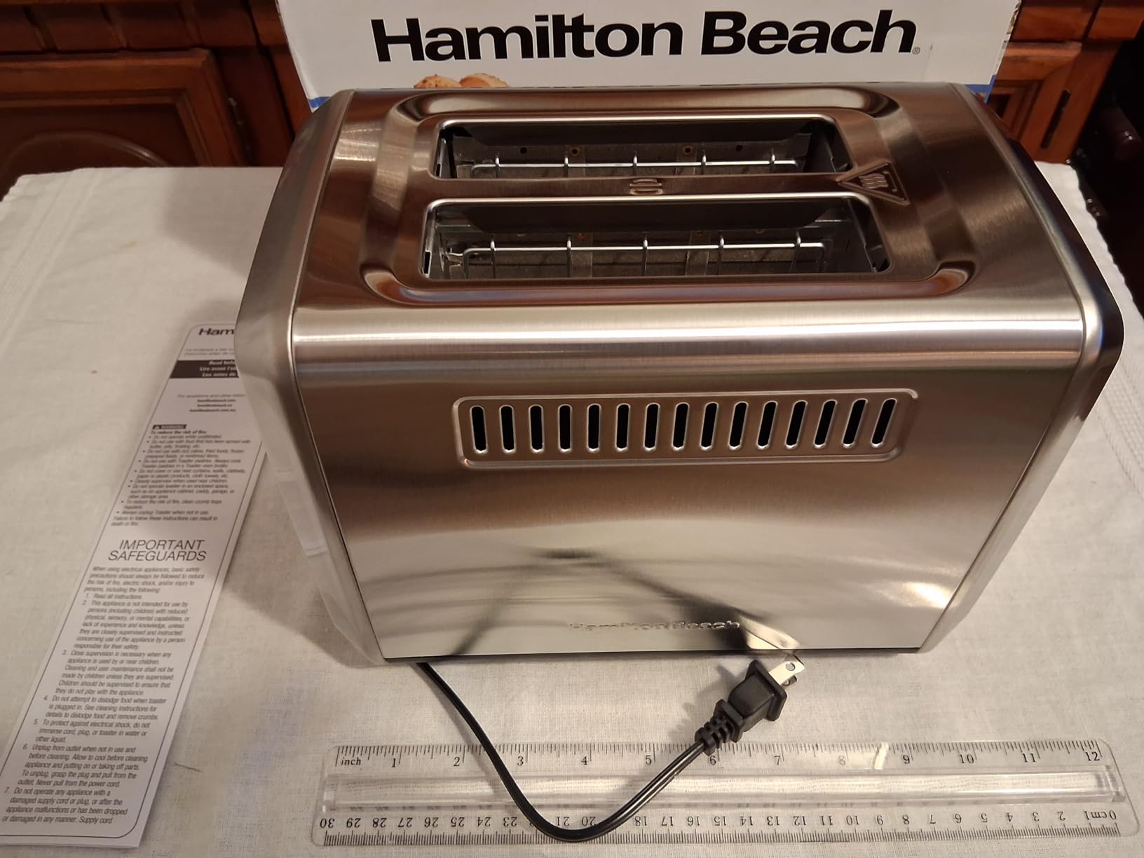 Hamilton Beach 2 Slice Toaster with Extra-Wide Slots, Bagel Setting, Toast Boost, Slide-Out Crumb Tray, Auto-Shutoff & Cancel Button, Defrost Function, Stainless Steel (22794) customer photo 2