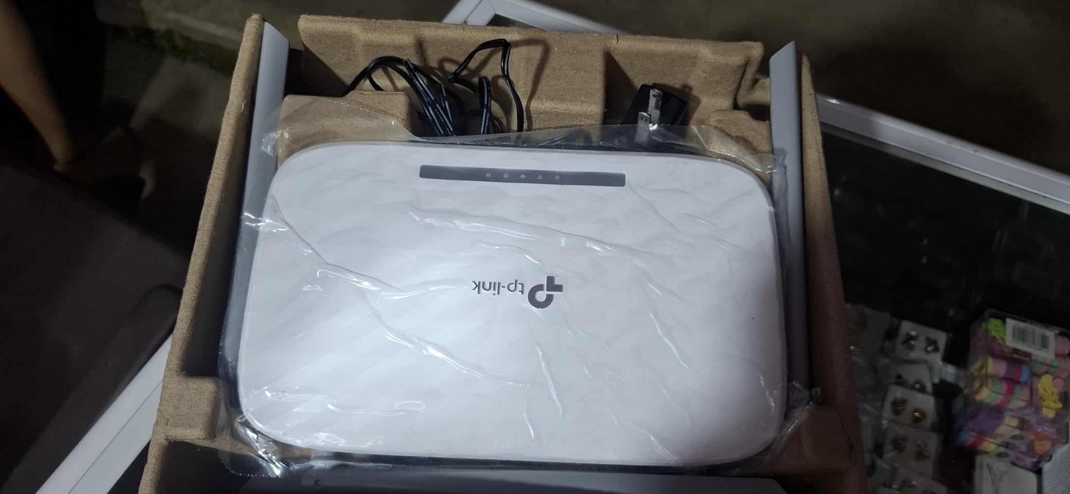 TP-Link AC1200 WiFi Router (Archer A54) - Dual Band Wireless Internet Router, 4 x 10/100 Mbps Fast Ethernet Ports, EasyMesh Compatible, Support Guest WiFi, Access Point Mode, IPv6 & Parental Controls customer photo 2