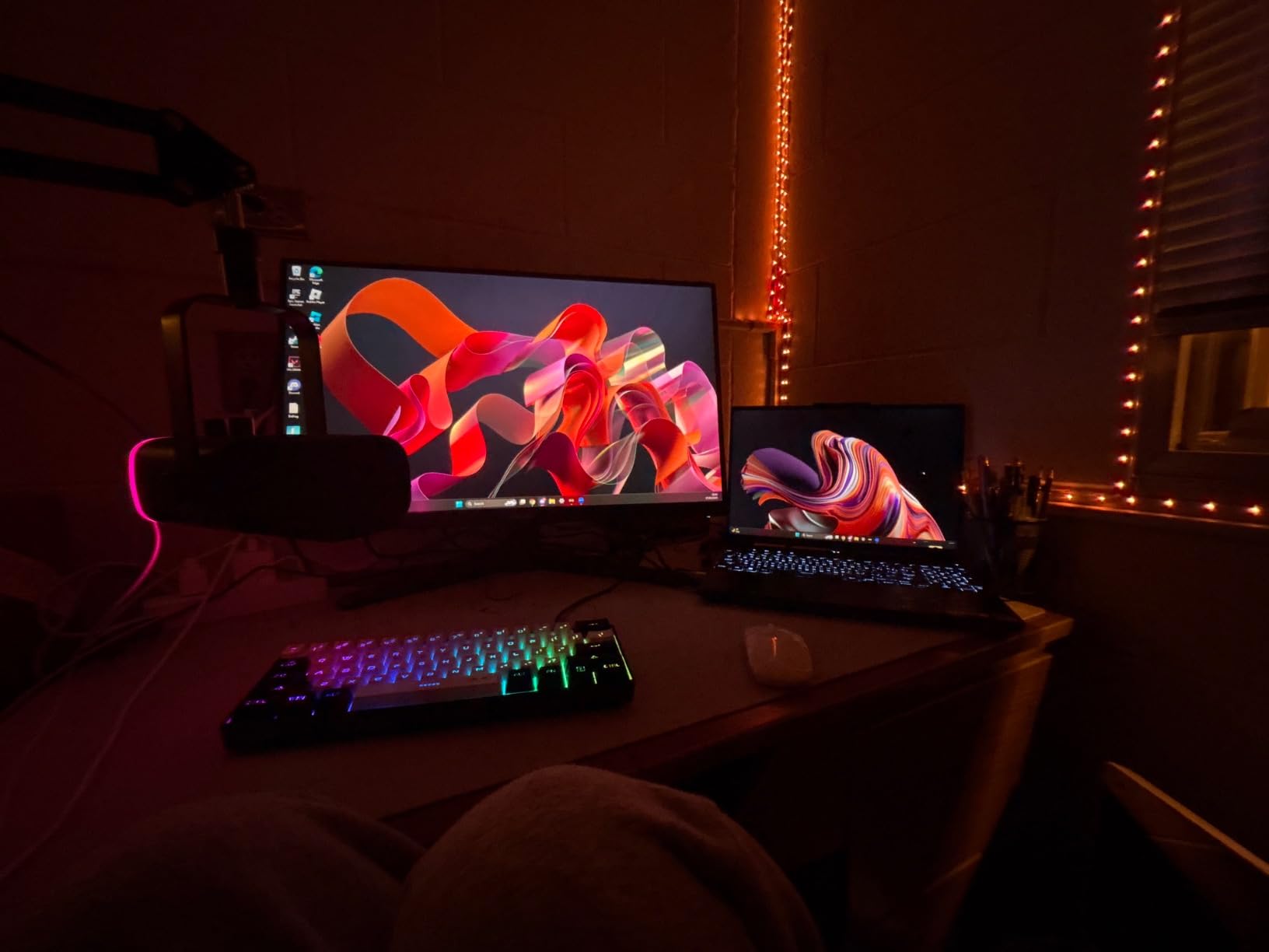 ASUS TUF Gaming 27 Inch Gaming Monitor - Full HD, 1080P, 165Hz (Supports 144Hz), 1ms, Extreme Low Motion Blur, FreeSync Premium customer photo 2