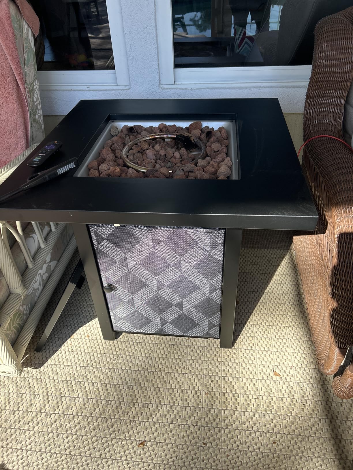 Ciays 28 Inch Propane Fire Pit CSA-Listed Outdoor Fire Pit Table, 50,000 BTU Steel Gas Fire Pits with Lid and Lava Rock, Add Warmth and Ambience to Parties On Patio Deck Garden,Black,CIFPT3-N1 customer photo 1