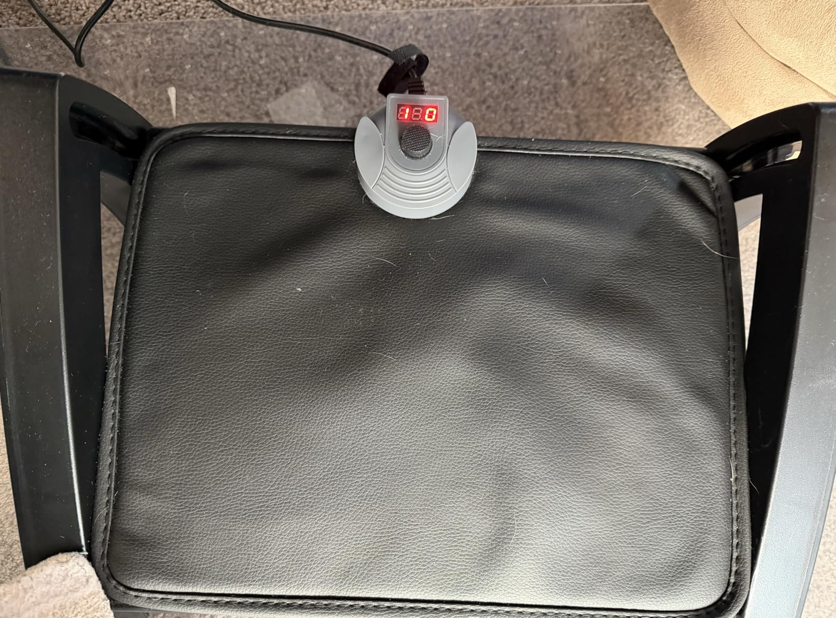 MyPlace Adjustable Height Foot Rest Under Desk at Work - 6 Height Sturdy Office Footrest - Added Heated Foot Mat - Non Slip Bottom - Straighten Back & Hip & Leg and Improve Posture customer photo 1