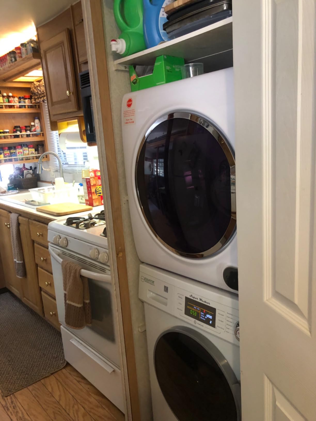 Equator Basic Stackable 13 lbs Washer + Vented Sensor Dryer 3.5cf 110V customer photo 4