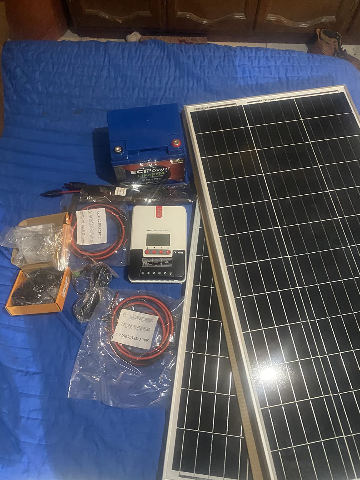 ECI Power 200W 12V Solar Power Kit | 2 x 12V 20Ah LiFePO4 Lithium Batteries | 200W Mono Rigid Solar Panels, 20A MPPT Solar Charge Controller | RV, Trailer, Camper, Marine, Off Grid, Solar Projects customer photo 1