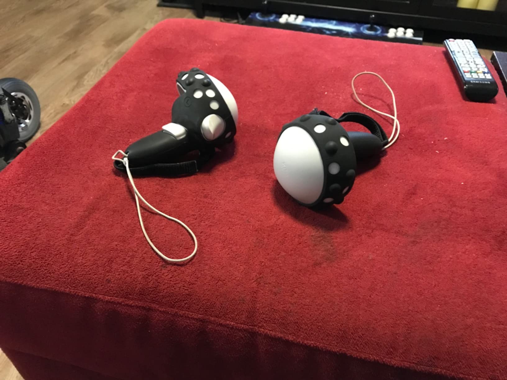 KIWI design VR Weight Controller Fitness Accessories, Adjustable Weight Dumbbell Controller Work All VR Exercise/Fitness/Game APPs Compatible Quest 2 (Stock Controllers NOT Included) KW-Q37-2.2-EU customer photo 2