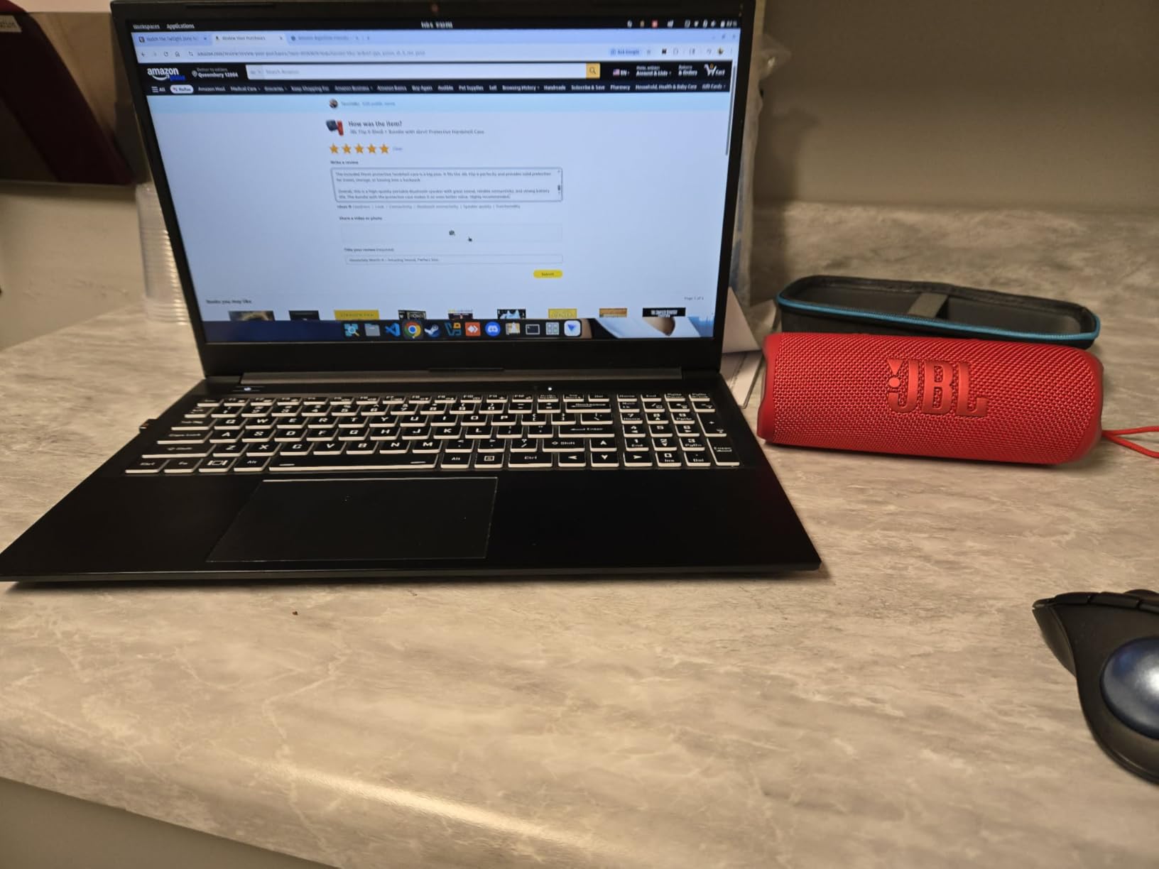 JBL Flip 6 (Black) Bundle with divvi! Protective Hardshell Case customer photo 2