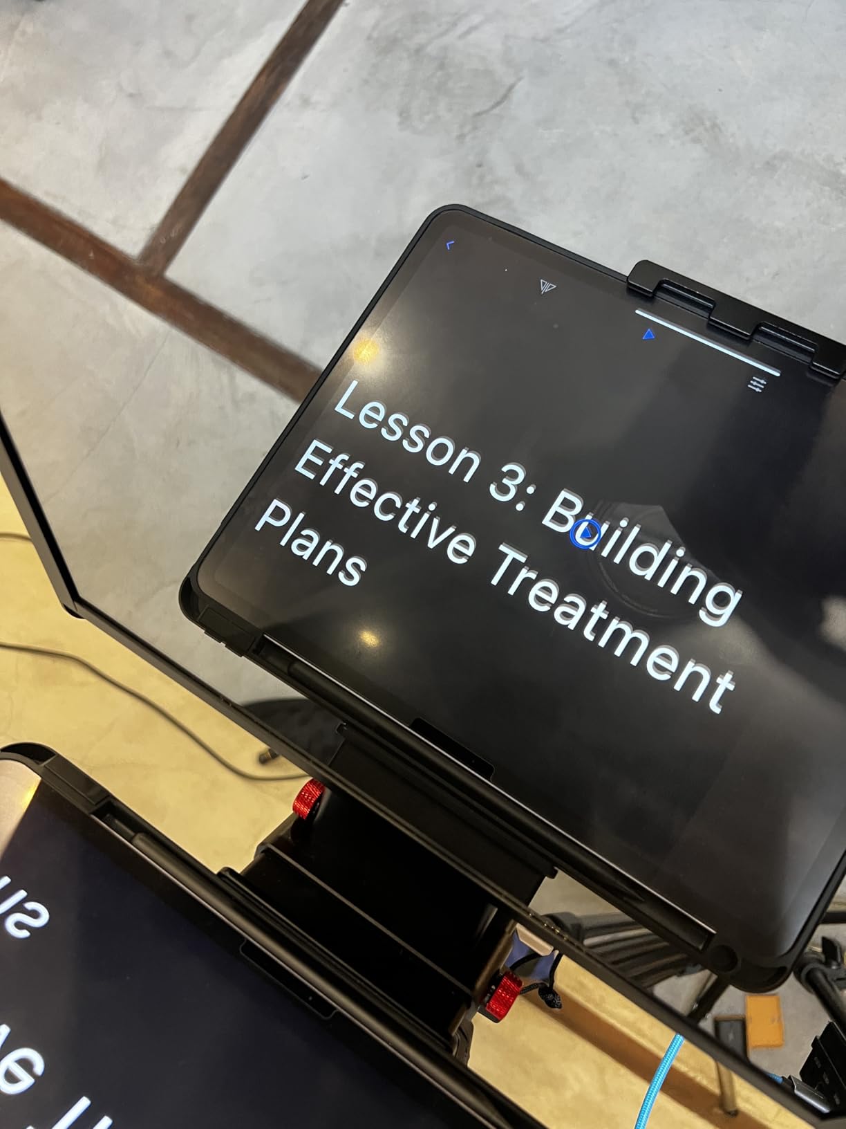 Desview P8 Universal Teleprompter for Smartphone Camera, DSLR Webcam Tablet up to 10