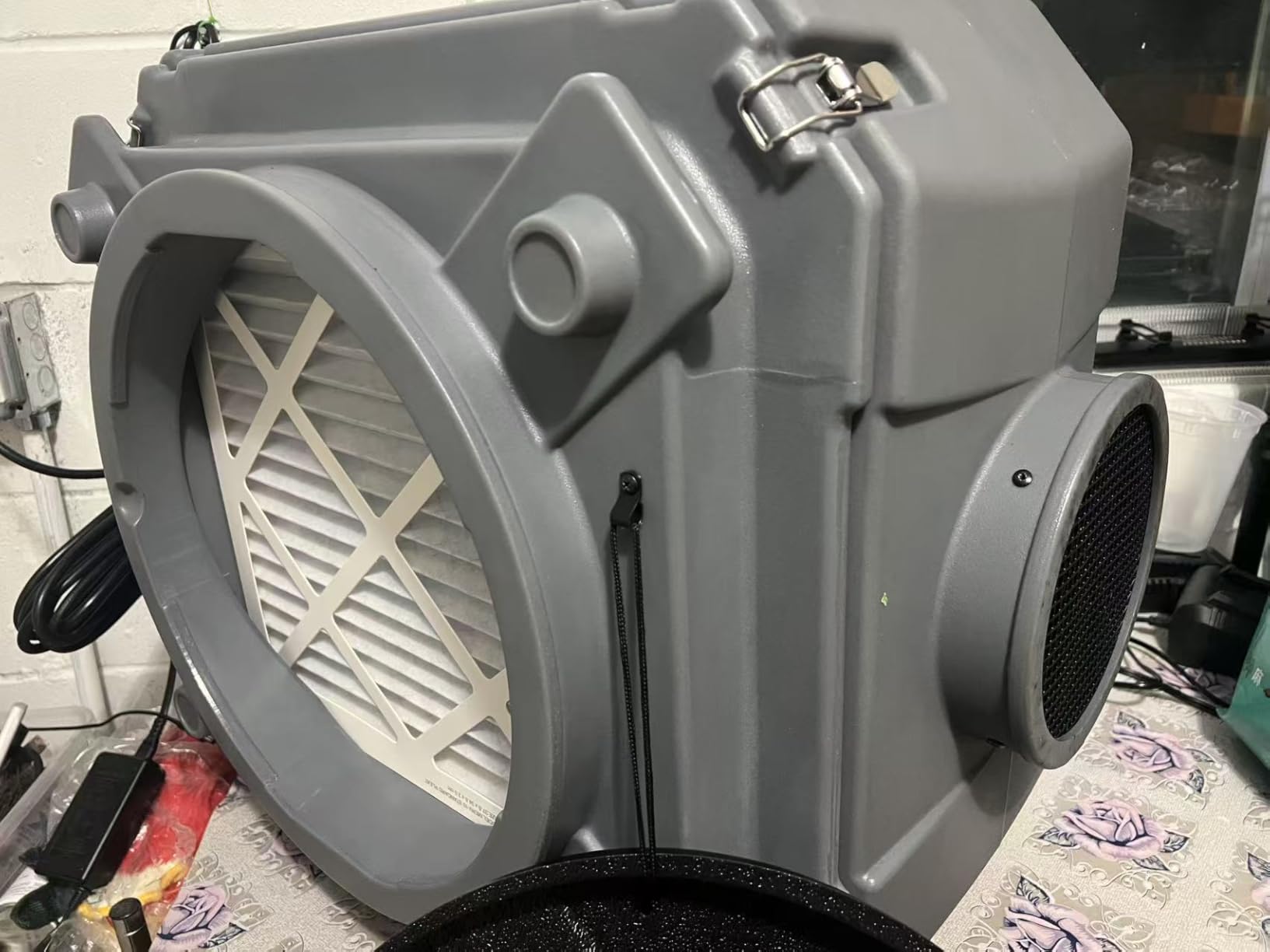 Abestorm Air Scrubber, Negative Air Machine with 3-Stage Filtration &16 Inch Air Inlet for Home, Industrial and Commercial Air Purifier, MEVR-10 & HEPA/Activated Carbon Filters, 550 CFM, Gray customer photo 2