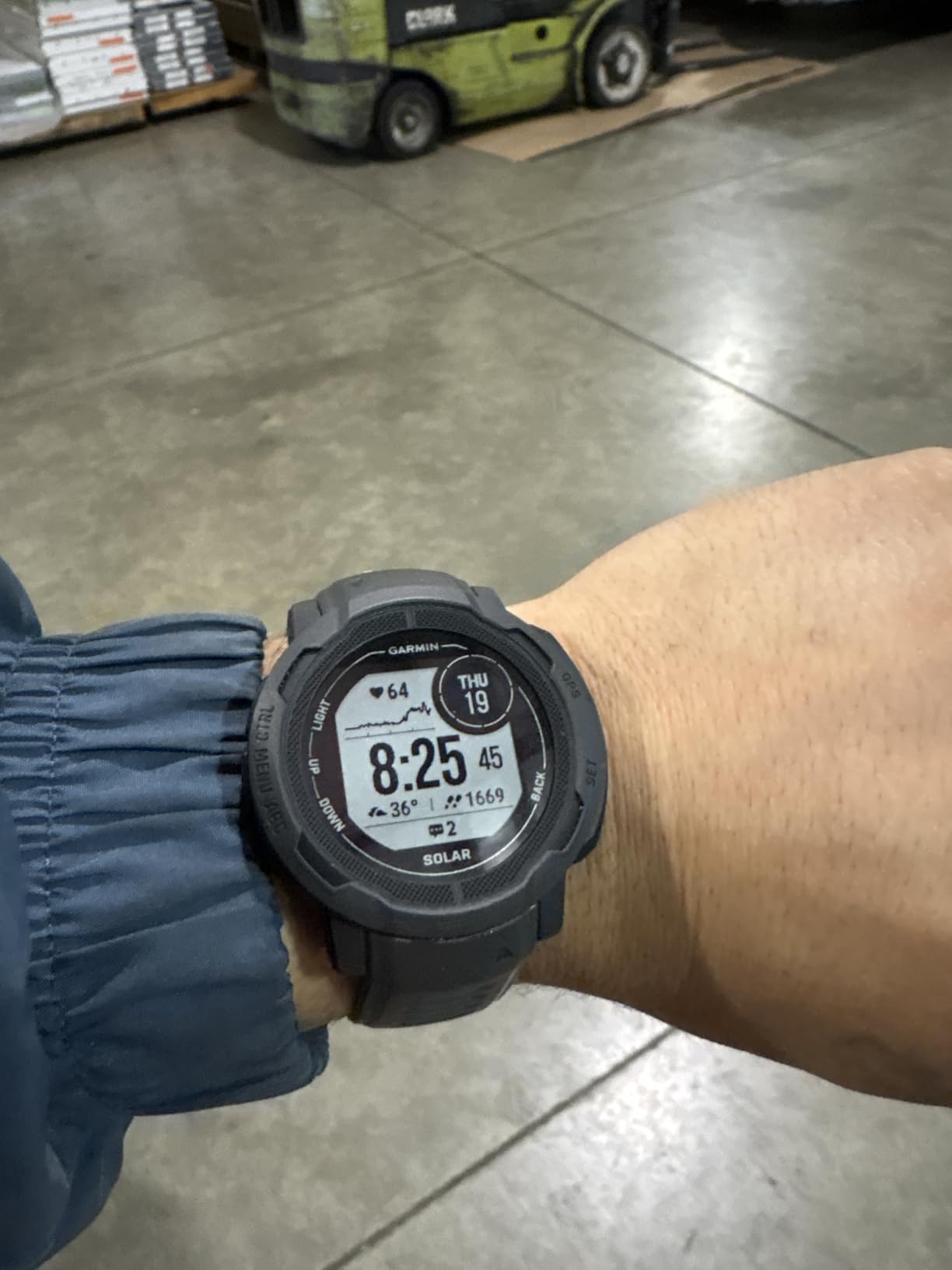 Garmin Instinct 2 Solar, Rugged Outdoor Watch with GPS, Solar Charging Capabilities, Graphite customer photo 1