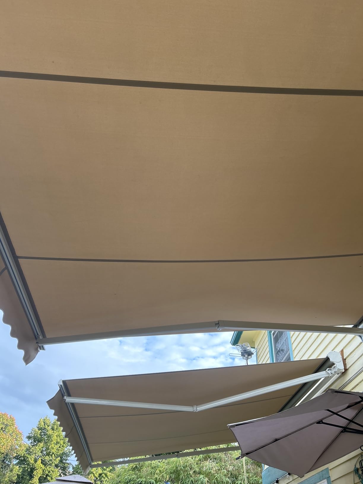 Diensweek 12'x10' Patio Awning Retractable, Fully Assembled Motorized Electric Commercial Grade - Quality 100% Dope-Dyed Acrylic Window Door Sunshade Shelter - Deck Canopy Balcony (12'x10', Beige) customer photo 1