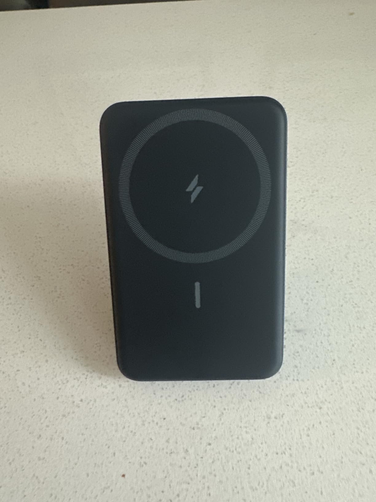 Anker 633 Magnetic Battery, 10,000mAh Wireless Portable Charger, 20W USB-C Power Bank with Stand, Magsafe-Compatible for iPhone 16/15/14 Series customer photo 2