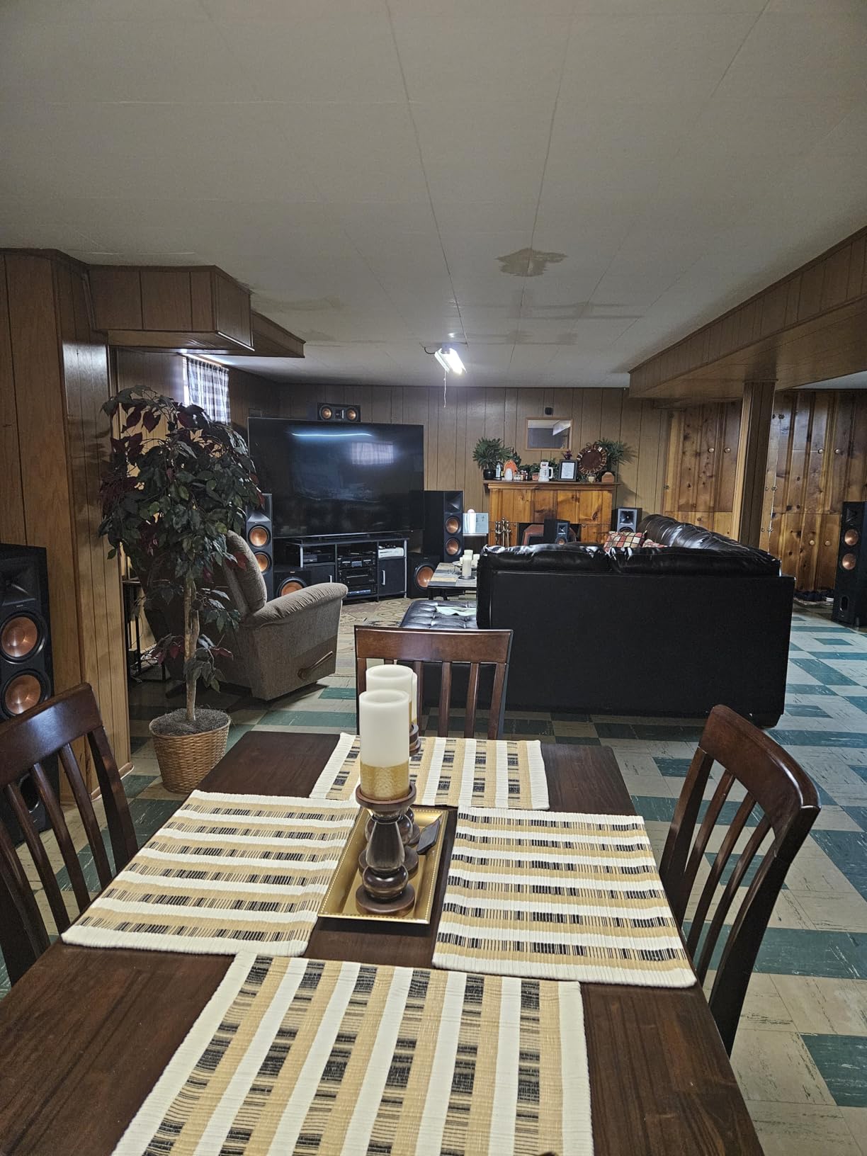 Klipsch Reference Next-Generation R-800F Horn-Loaded Floorstanding Speaker for Best-in-Class Home Theater customer photo 1